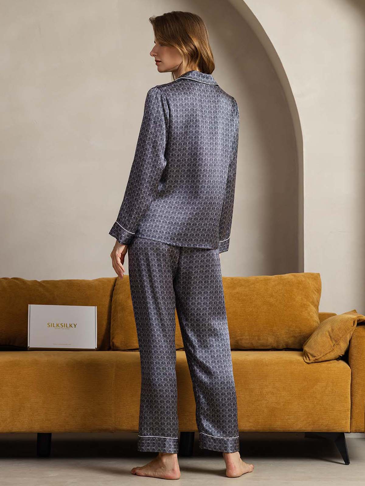 [Laivasto Ginkgo] SilkSilky-FI Womens Pajamas 002
