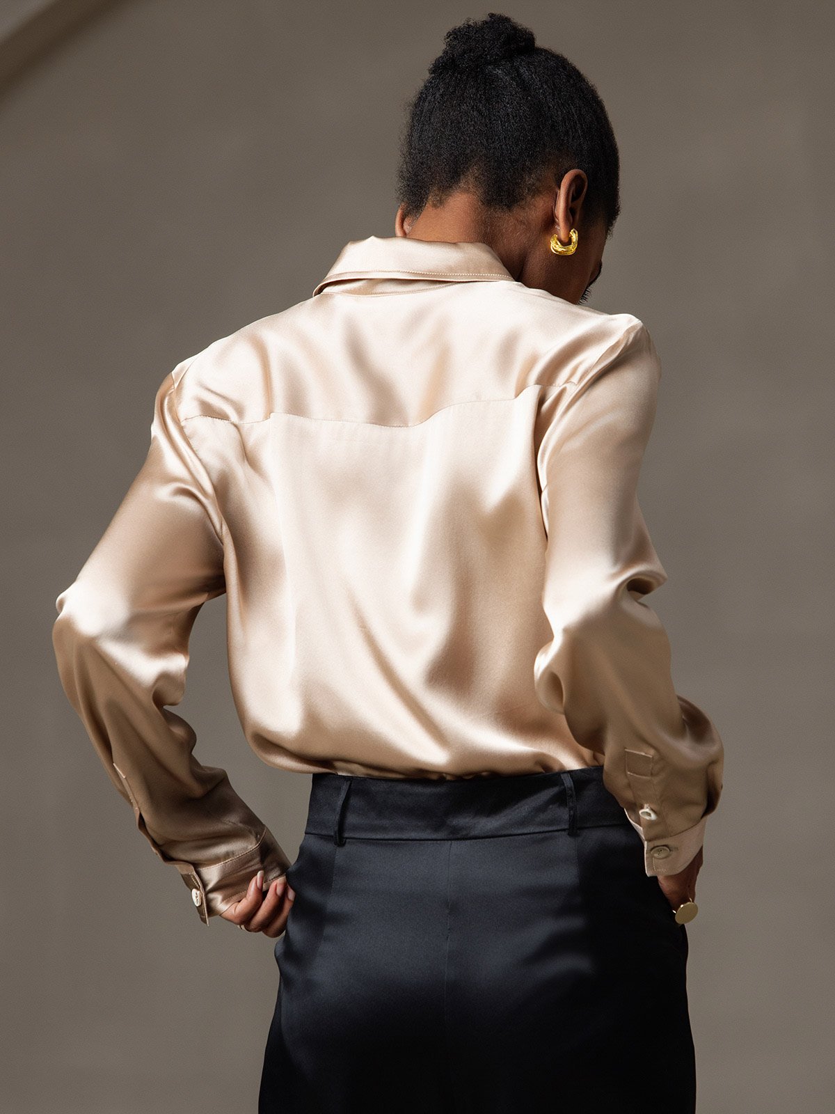 [Samppanja] SilkSilky-FI 19Momme Silk Long Sleeve Collar Naisten paita 002