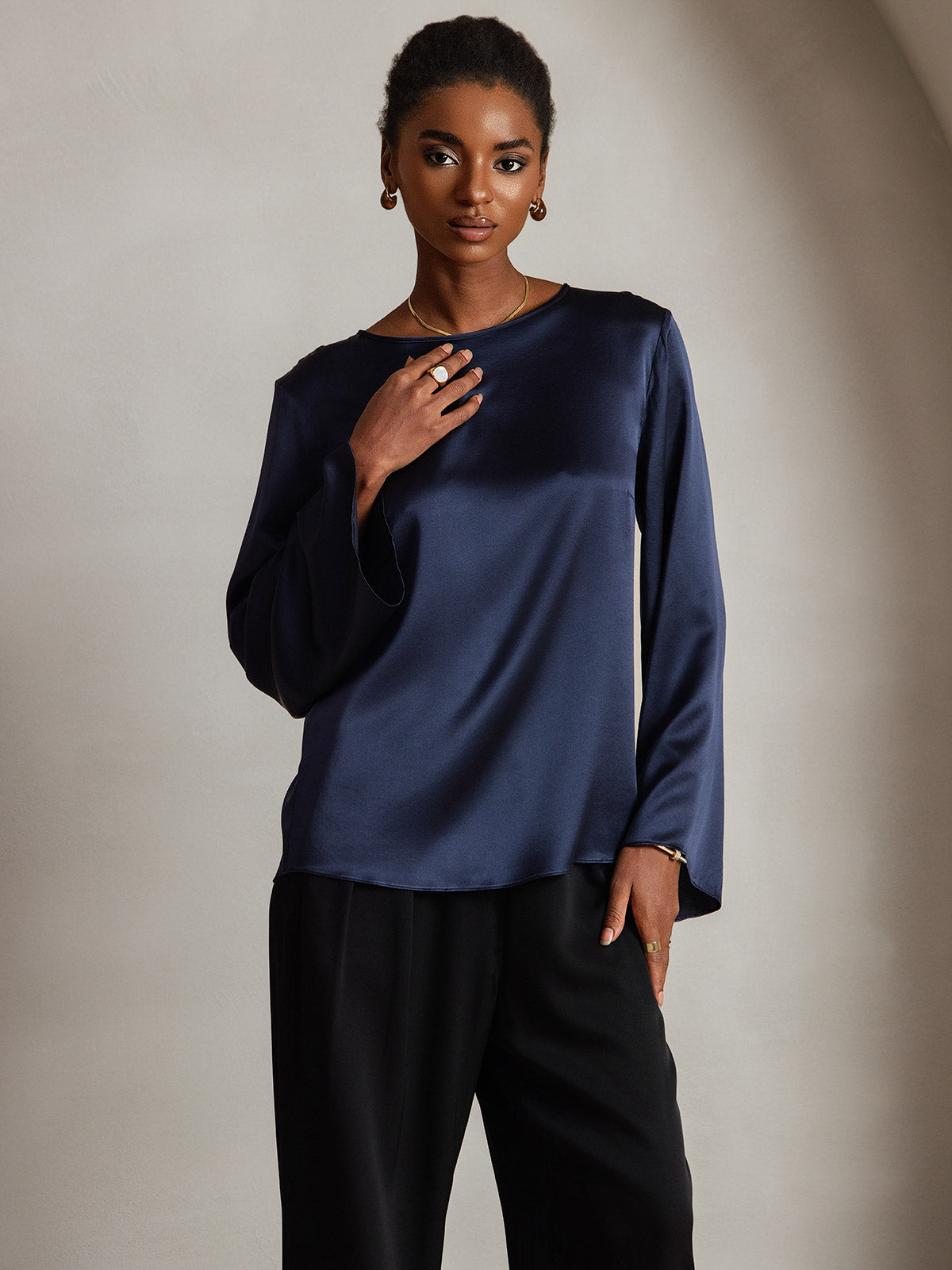 [Tummansininen] SilkSilky-FI 19Momme Womens T-Shirt 003