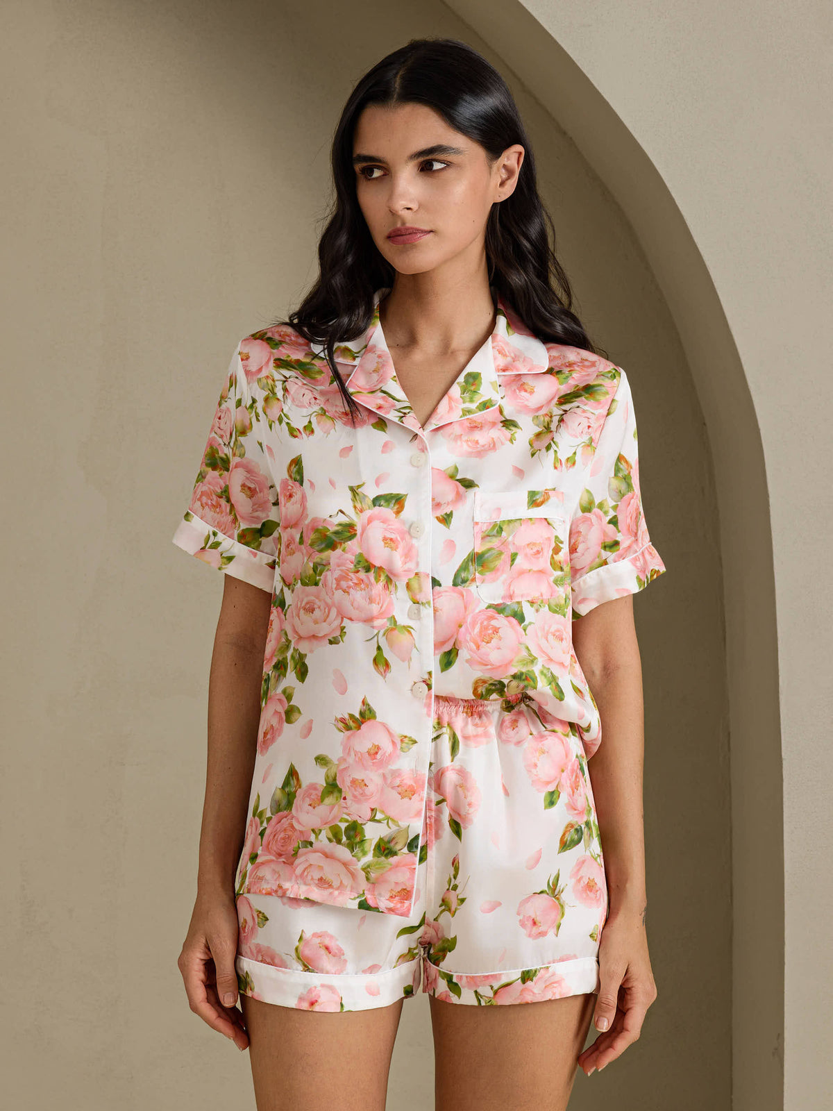 [Valkoinen Pioni] SilkSilky-FI Short Sleeve Notch Collar Naisten Pyjamat 001