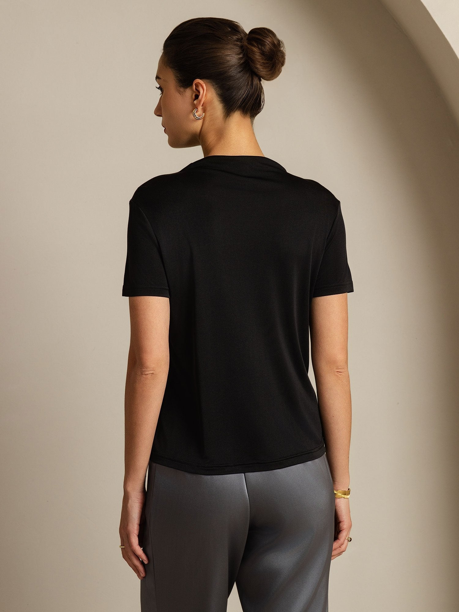 [Musta] SilkSilky-FI Womens T-Shirt 002