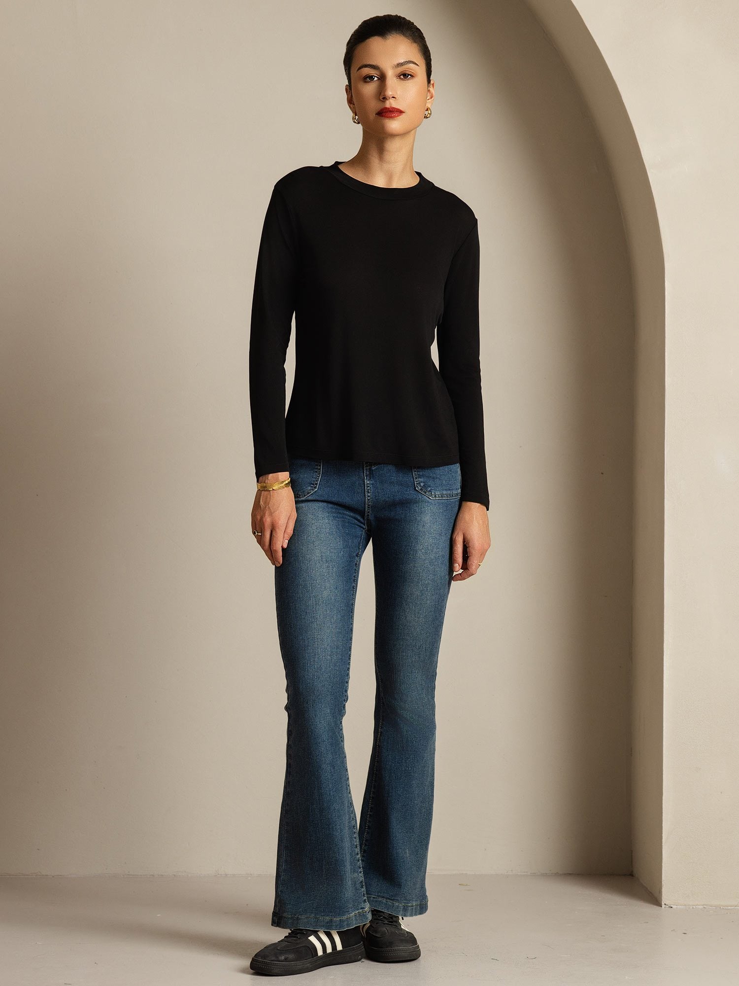 [Musta] SilkSilky-FI Womens T-Shirt 004