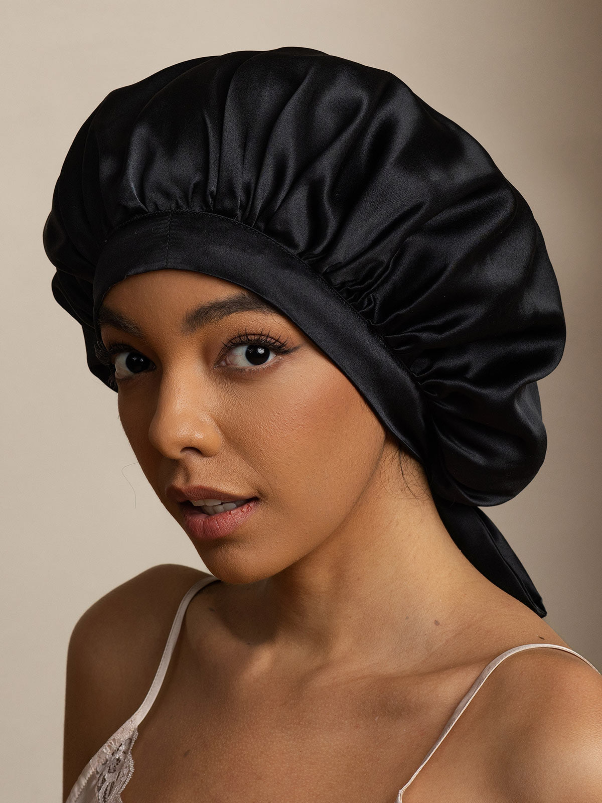 [Musta] SilkSilky-FI Sleep Cap 001