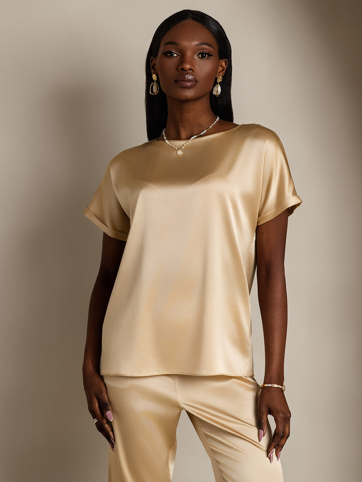 [Samppanja] SilkSilky-FI 19Momme Silk Short Sleeve Round Neck Naisten T-paita 001