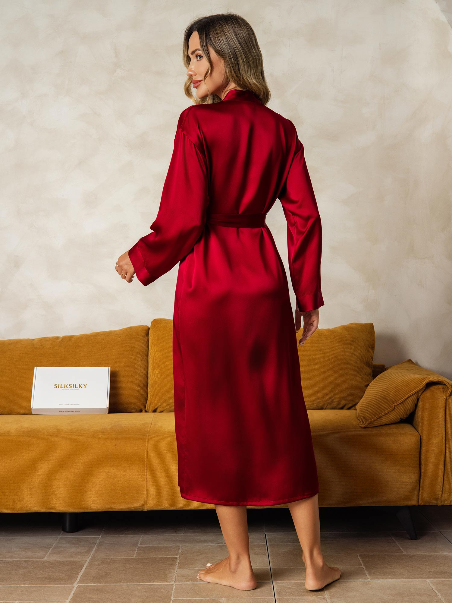 [Viini] SilkSilky-FI Long Sleeve Naisten Aamutakki 002