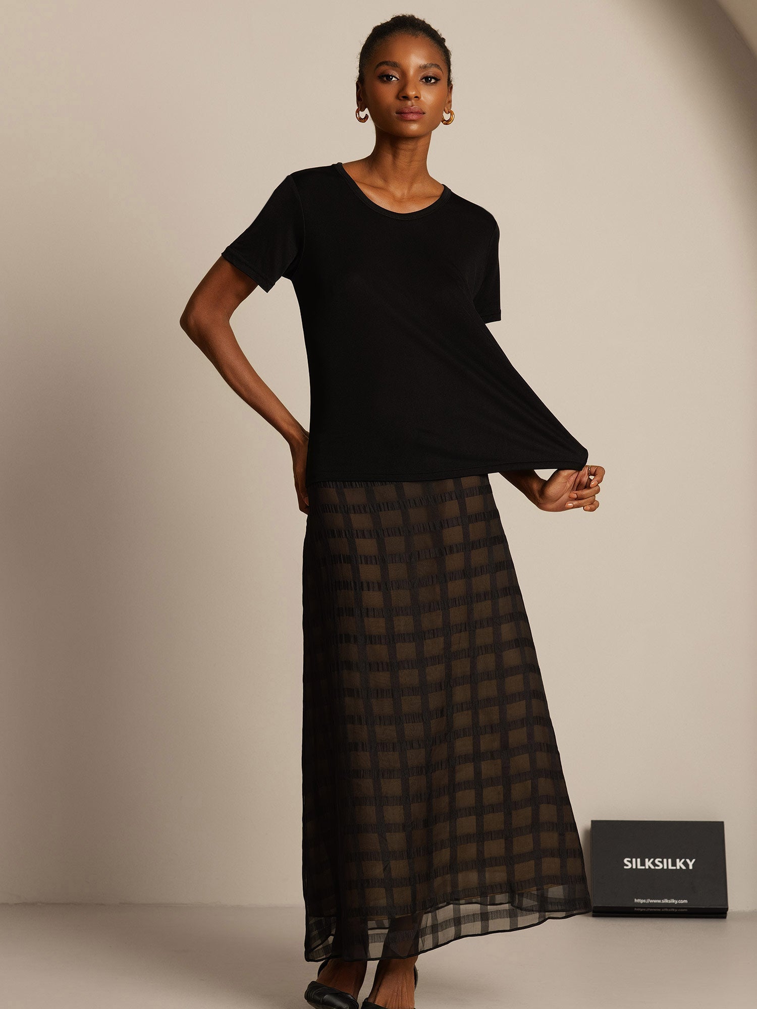 [Musta] SilkSilky-FI Womens T-Shirt 008,