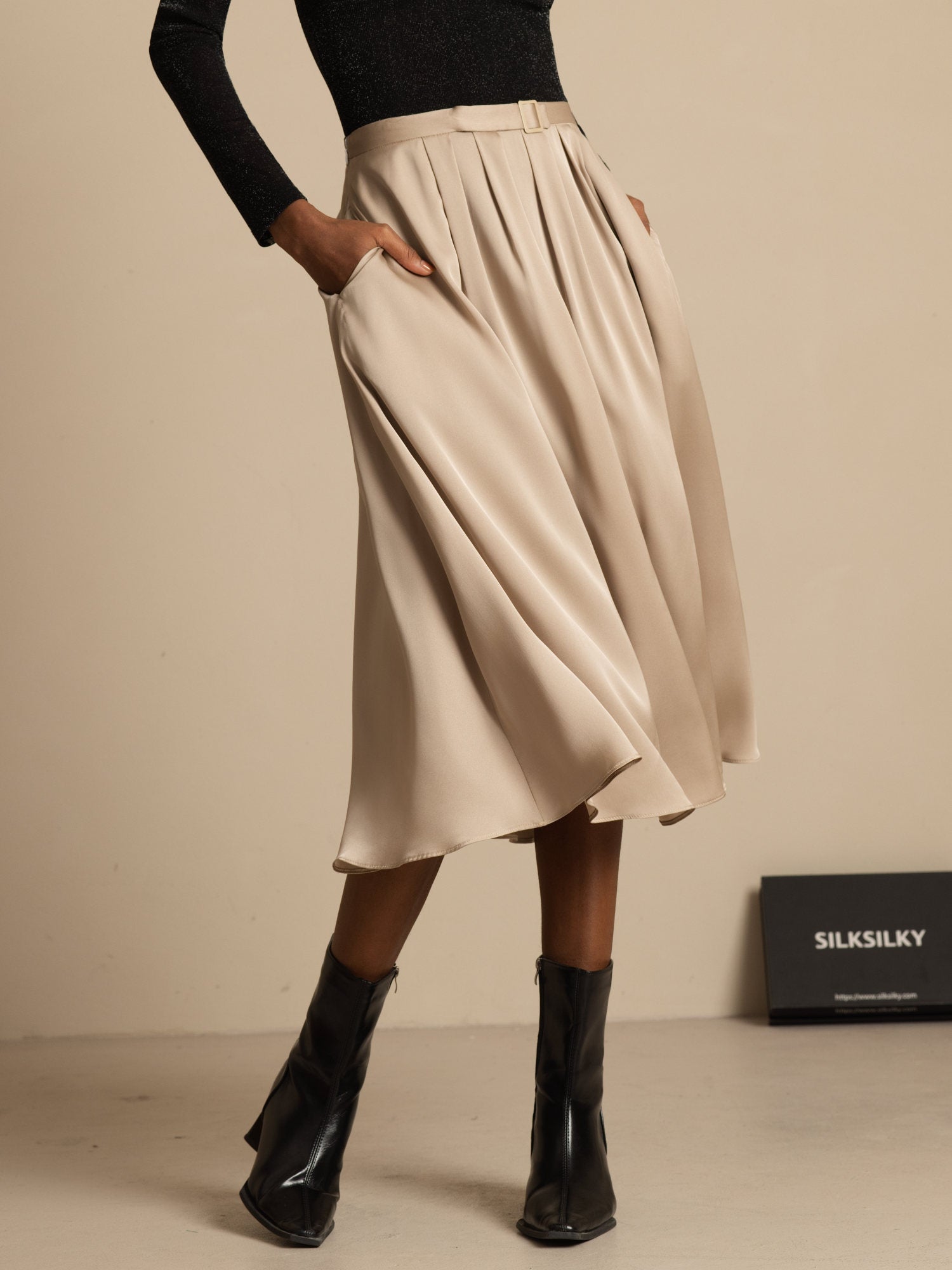 [Tan] SilkSilky-FI 19Momme Silkki Skirt 003