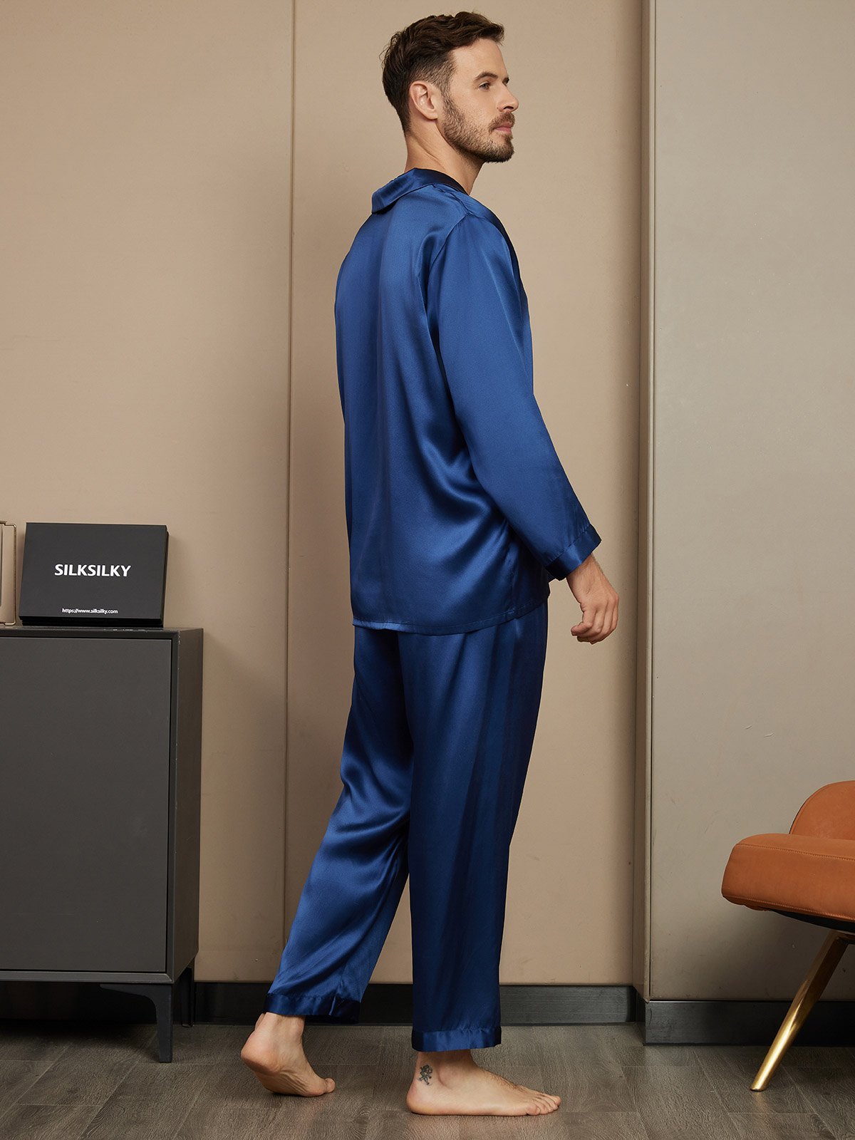 [Tummansininen] SilkSilky-FI Mens Pajamas 002