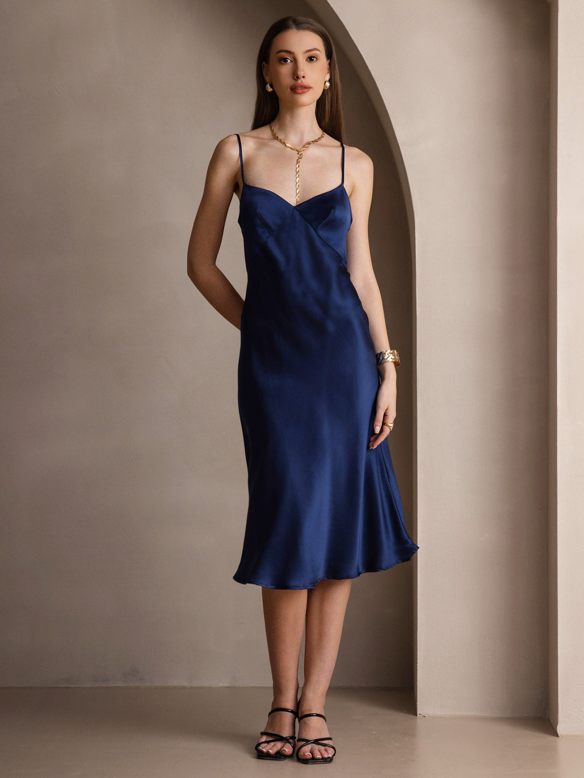 [Tummansininen] SilkSilky-FI 19Momme Dress 001