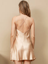 [Samppanja] SilkSilky-FI Spaghetti Strap V Neck Yöpaita 001