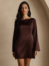 [Kahvi] SilkSilky-FI Long Sleeve Boat Neck Mekko 005