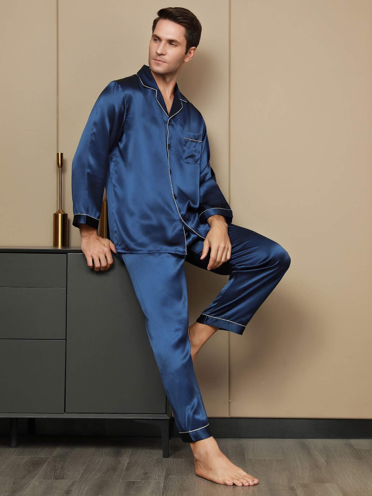 [Tummansininen] SilkSilky-FI Long Sleeve Notkokaulus Miesten Pyjamat 001
