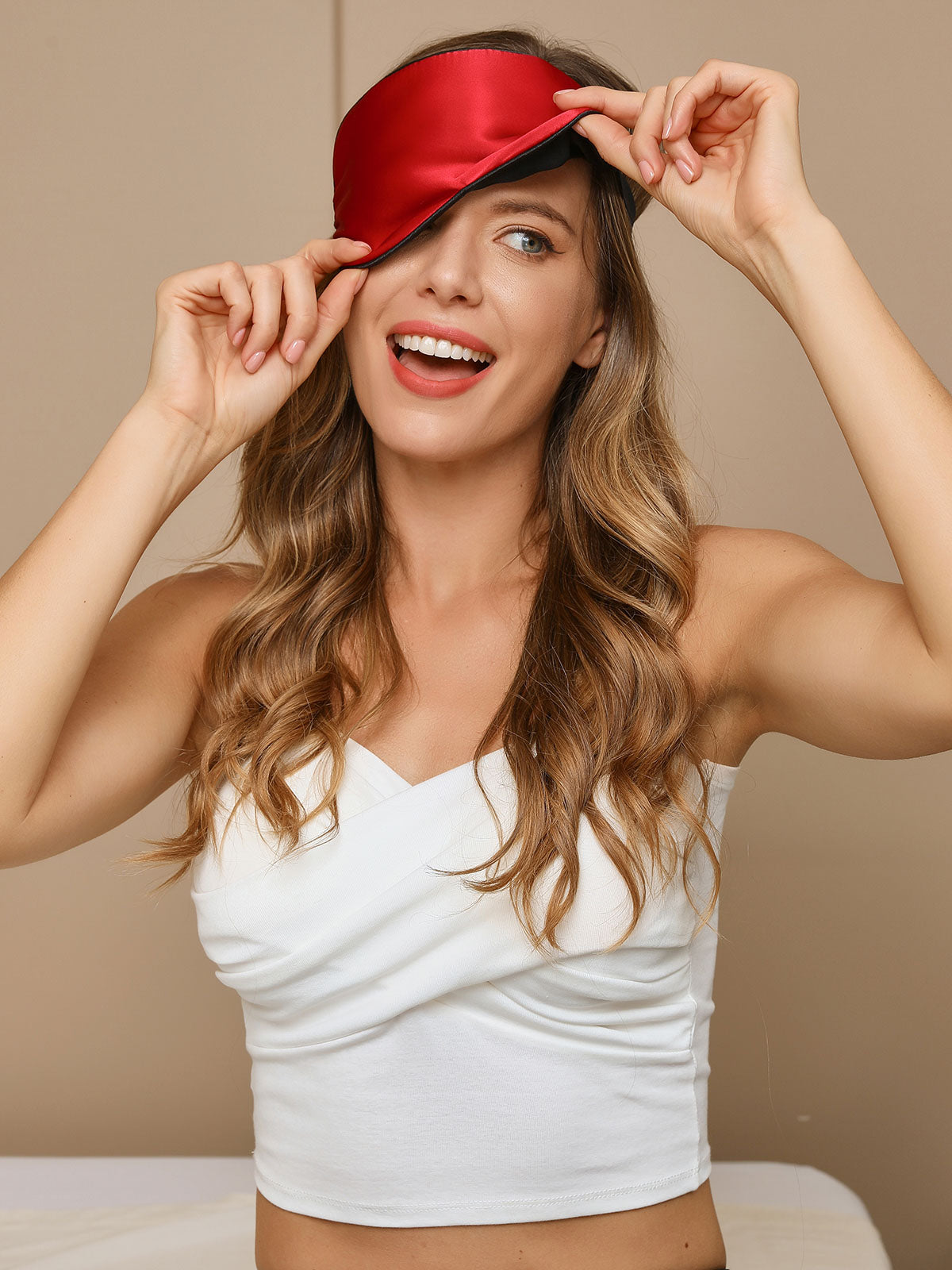 [Punainen] SilkSilky-FI 19Momme Eye Mask 003