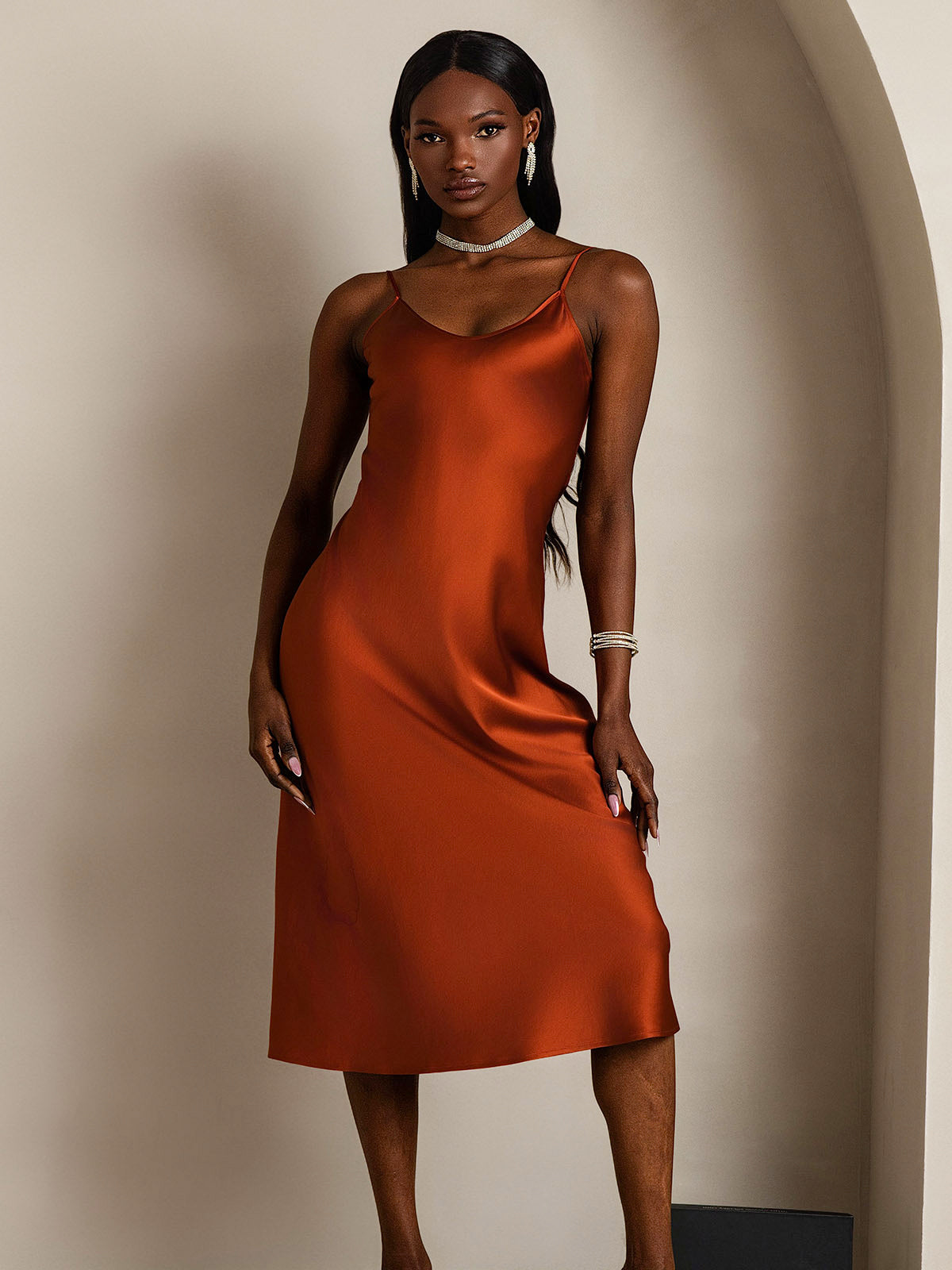 [Karamelli] SilkSilky-FI Pure Silk Sleeveless Round Neck Yöpaita 004