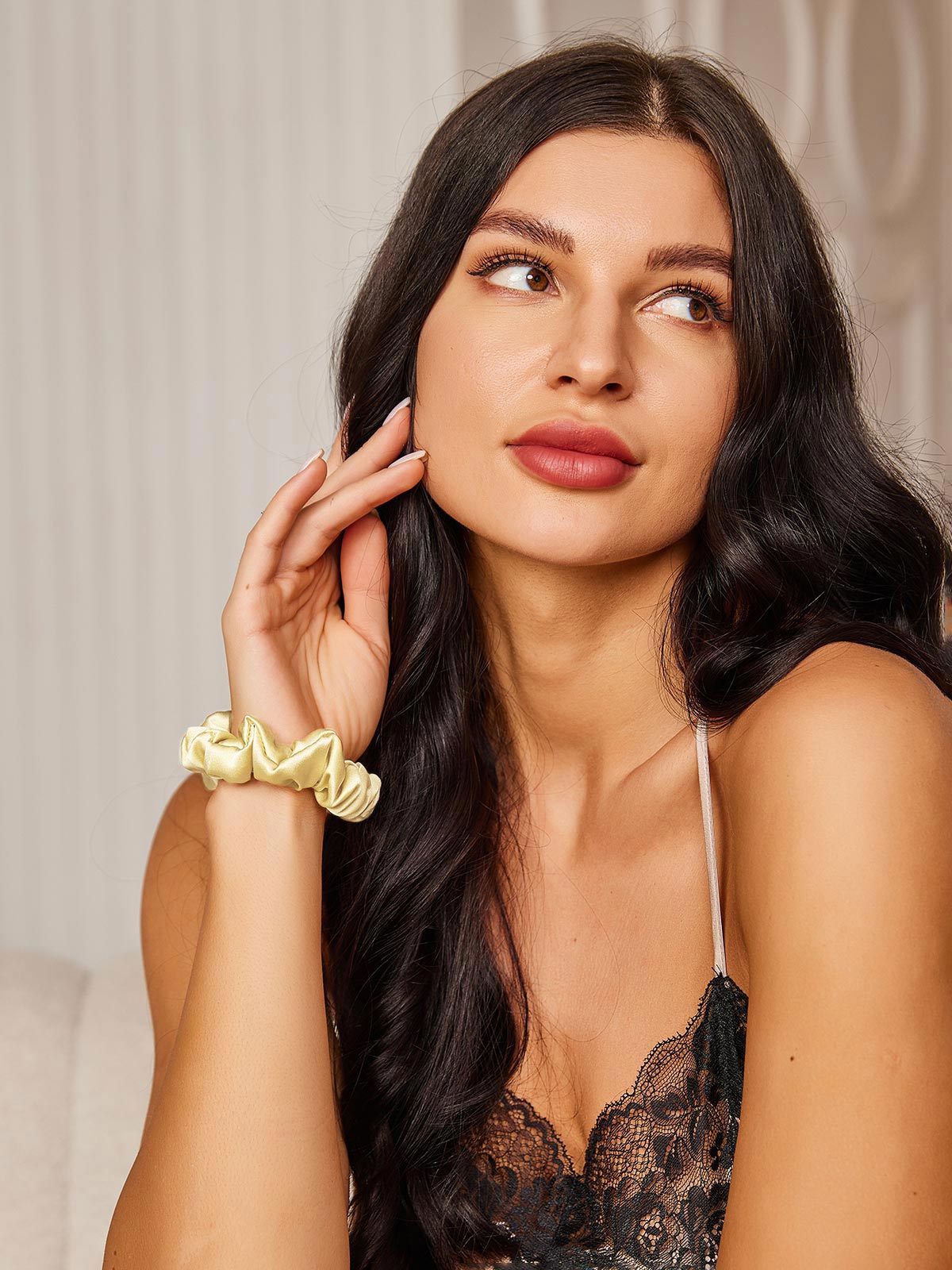 [Vaaleankeltainen] SilkSilky-FI Scrunchie 003,