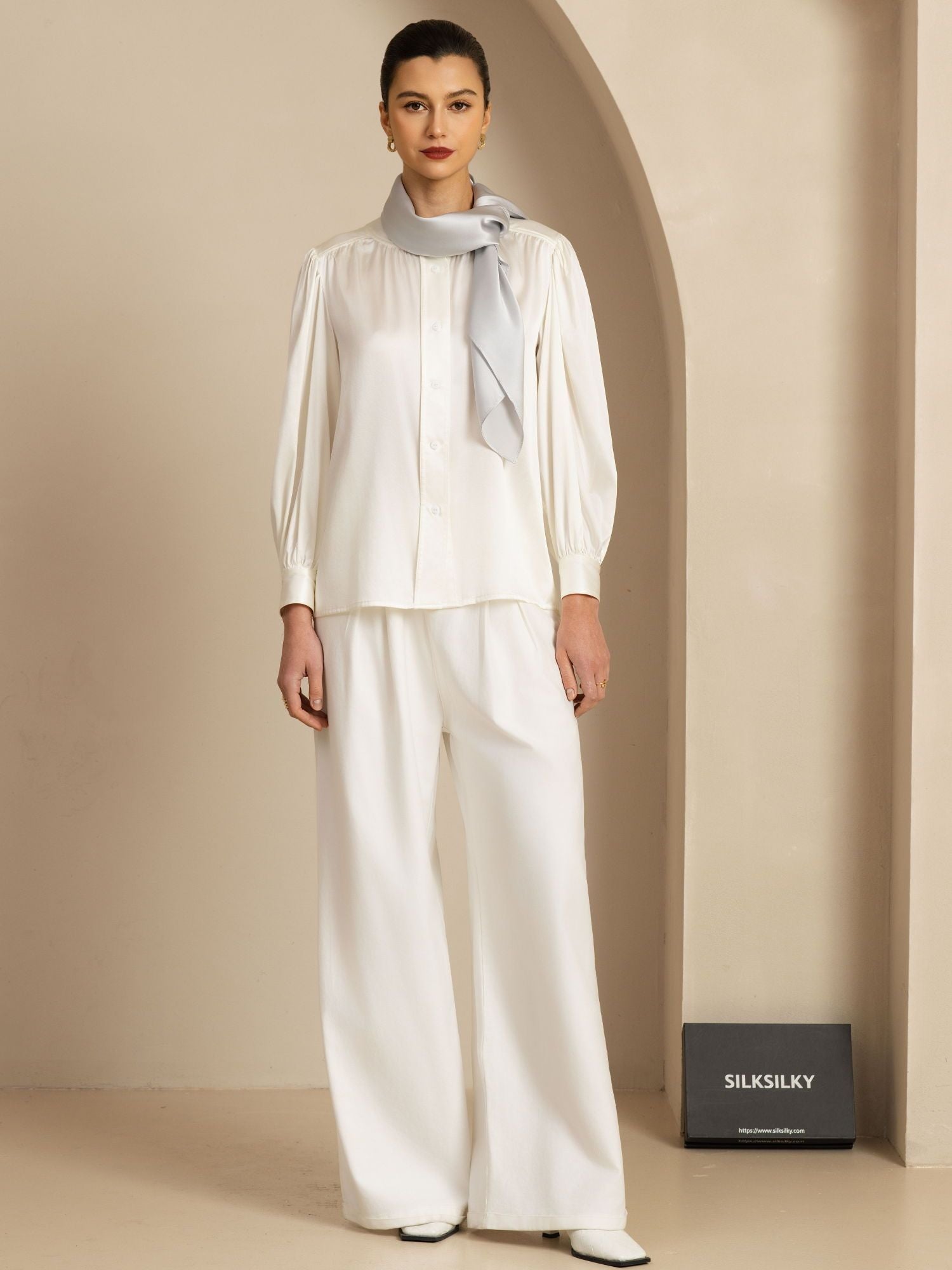 [VaaleanHarmaa] SilkSilky-FI Silkki Scarf 004