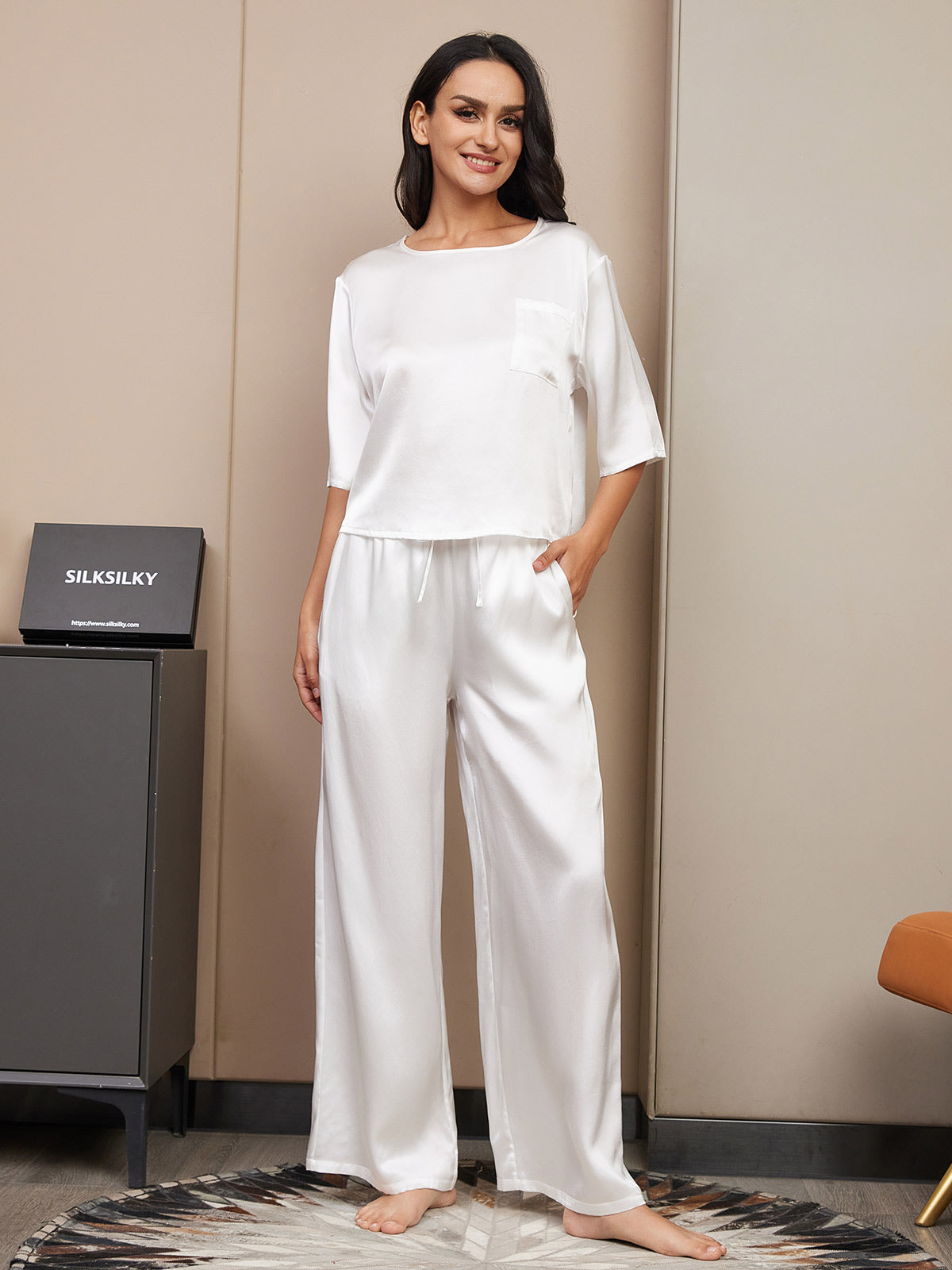 [Valkoinen] SilkSilky-FI Womens Pajamas 001,