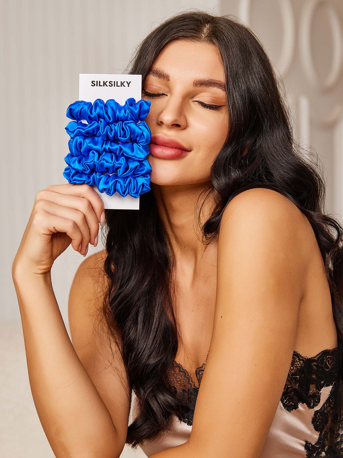 [Sininen] SilkSilky-FI 19Momme Scrunchie 002