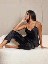[Musta] SilkSilky-FI Spagettihihna V Pääntie Camisole Setti 001