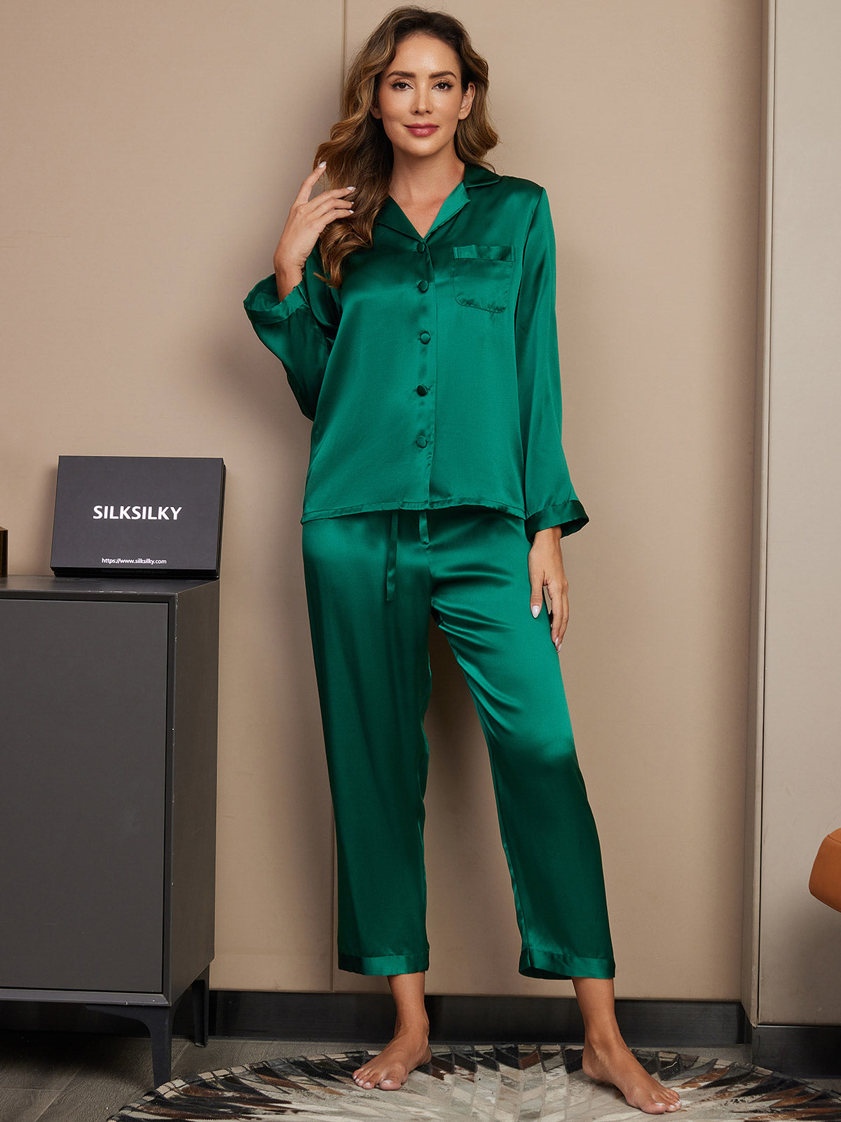 [Vihreä] SilkSilky-FI Womens Pajamas 001