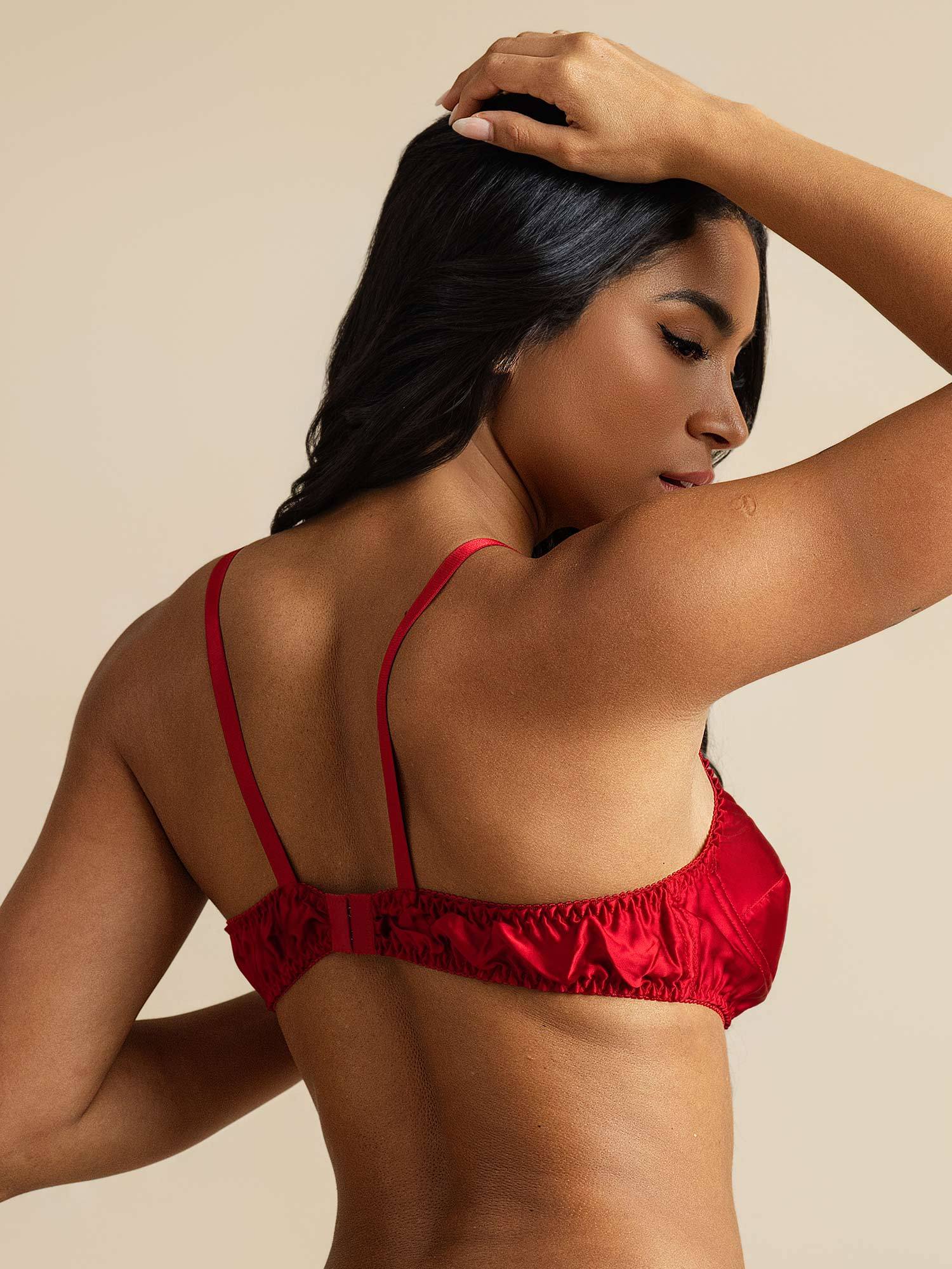 [Punainen] SilkSilky-FI Bra 002,