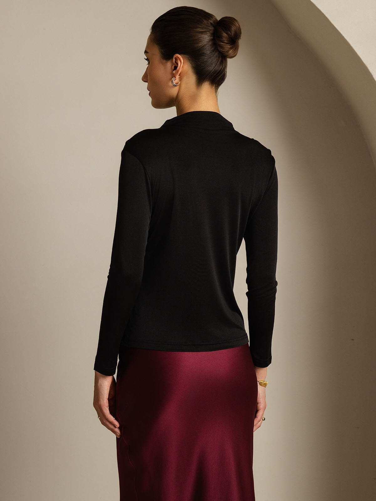 [Musta] SilkSilky-FI Womens T-Shirt 002