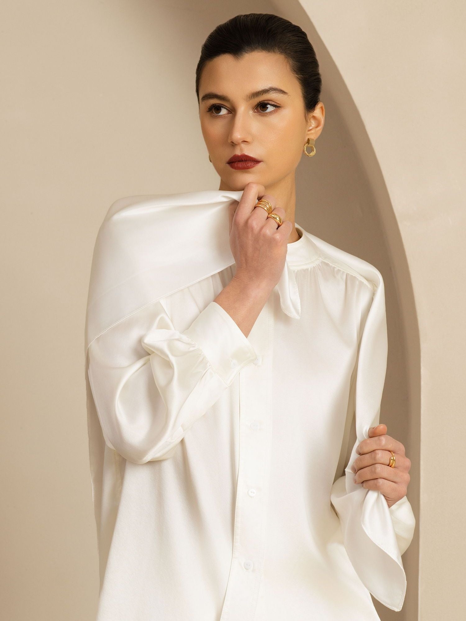 [Valkoinen] SilkSilky-FI Silkki Scarf 001