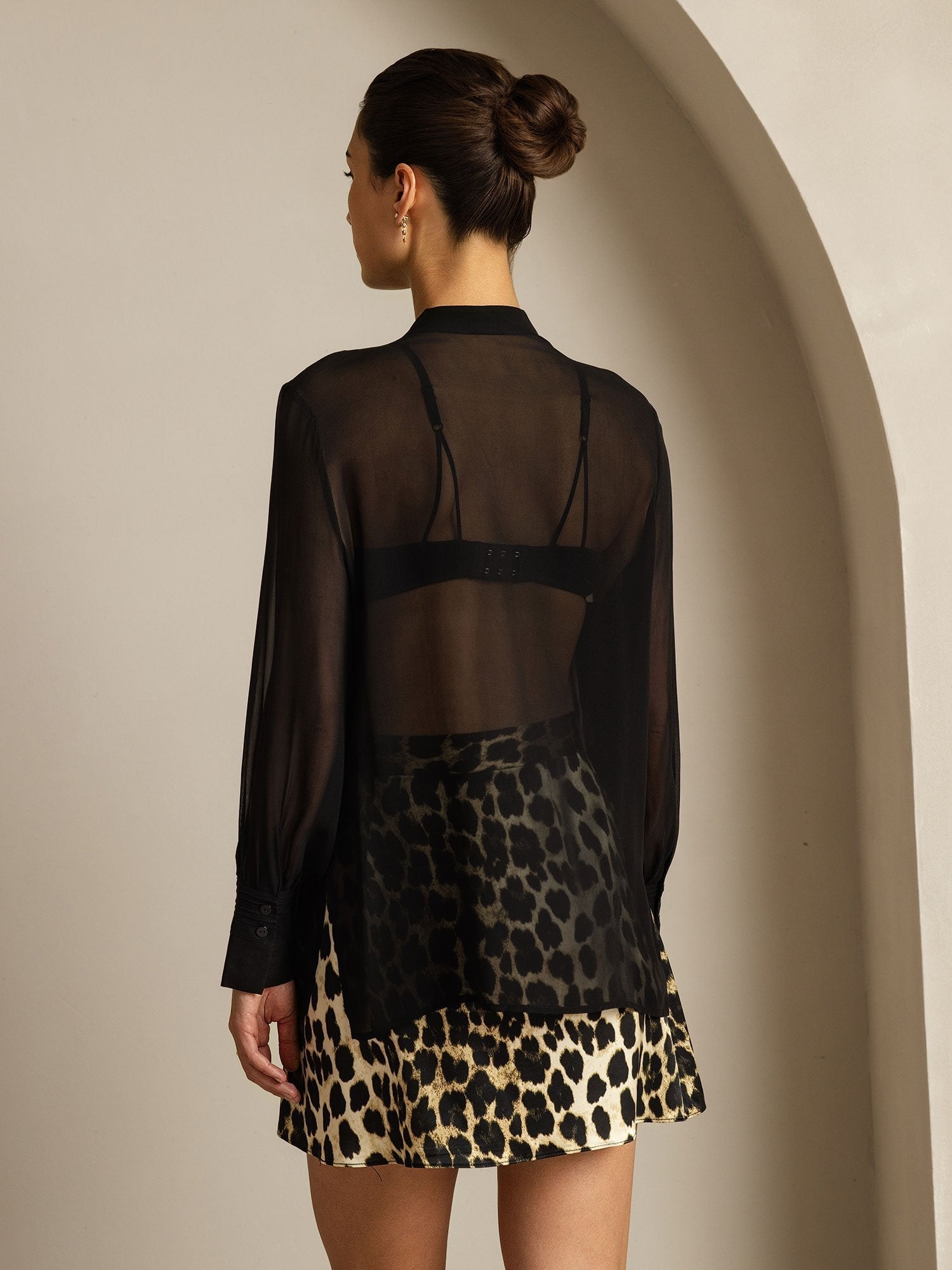 [Musta] SilkSilky-FI Womens Shirt 002