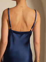 [Tummansininen] SilkSilky-FI Spaghetti Strap V Neck Mekko 004