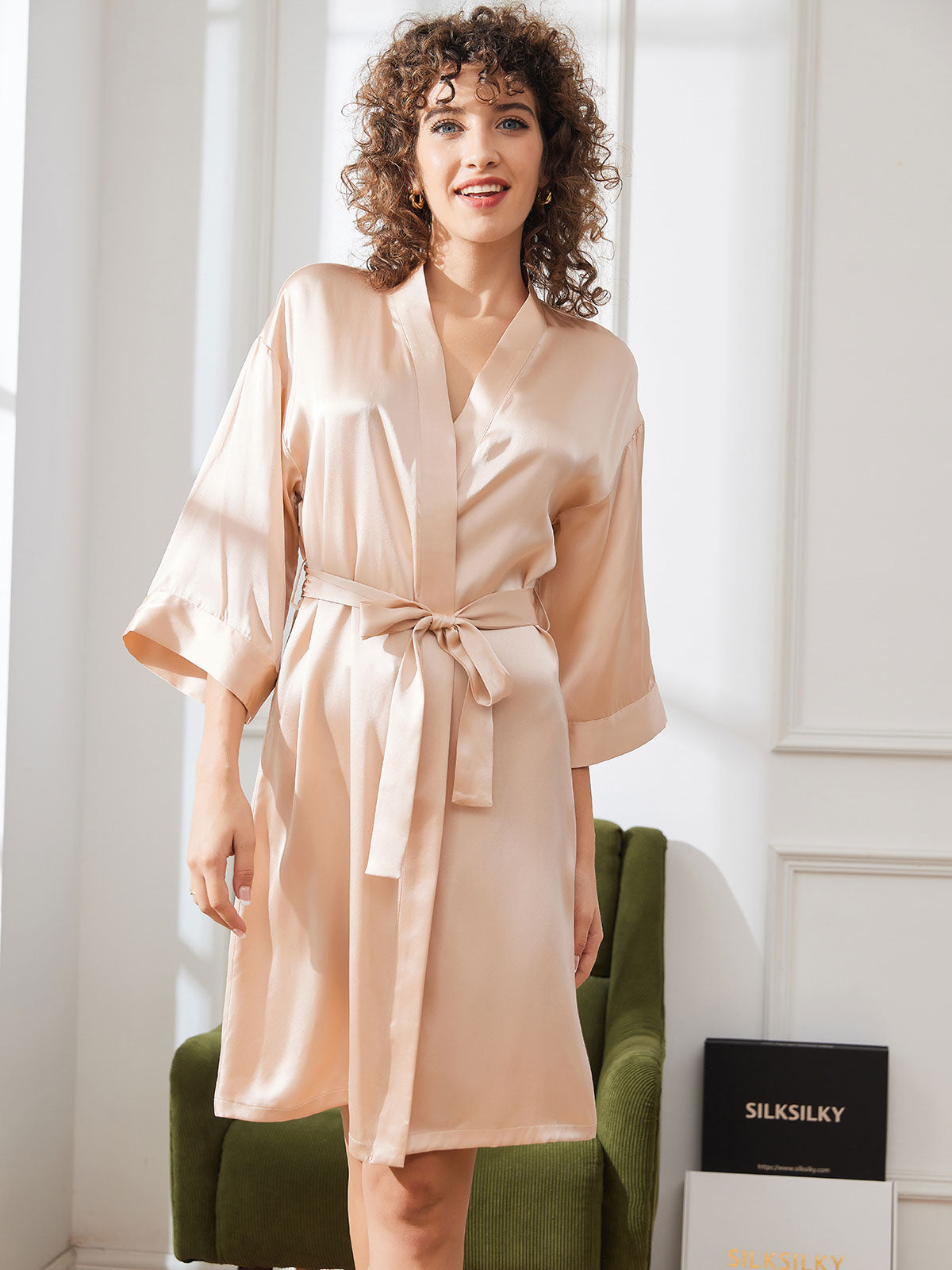 [Samppanja] SilkSilky-FI Womens Robe 003