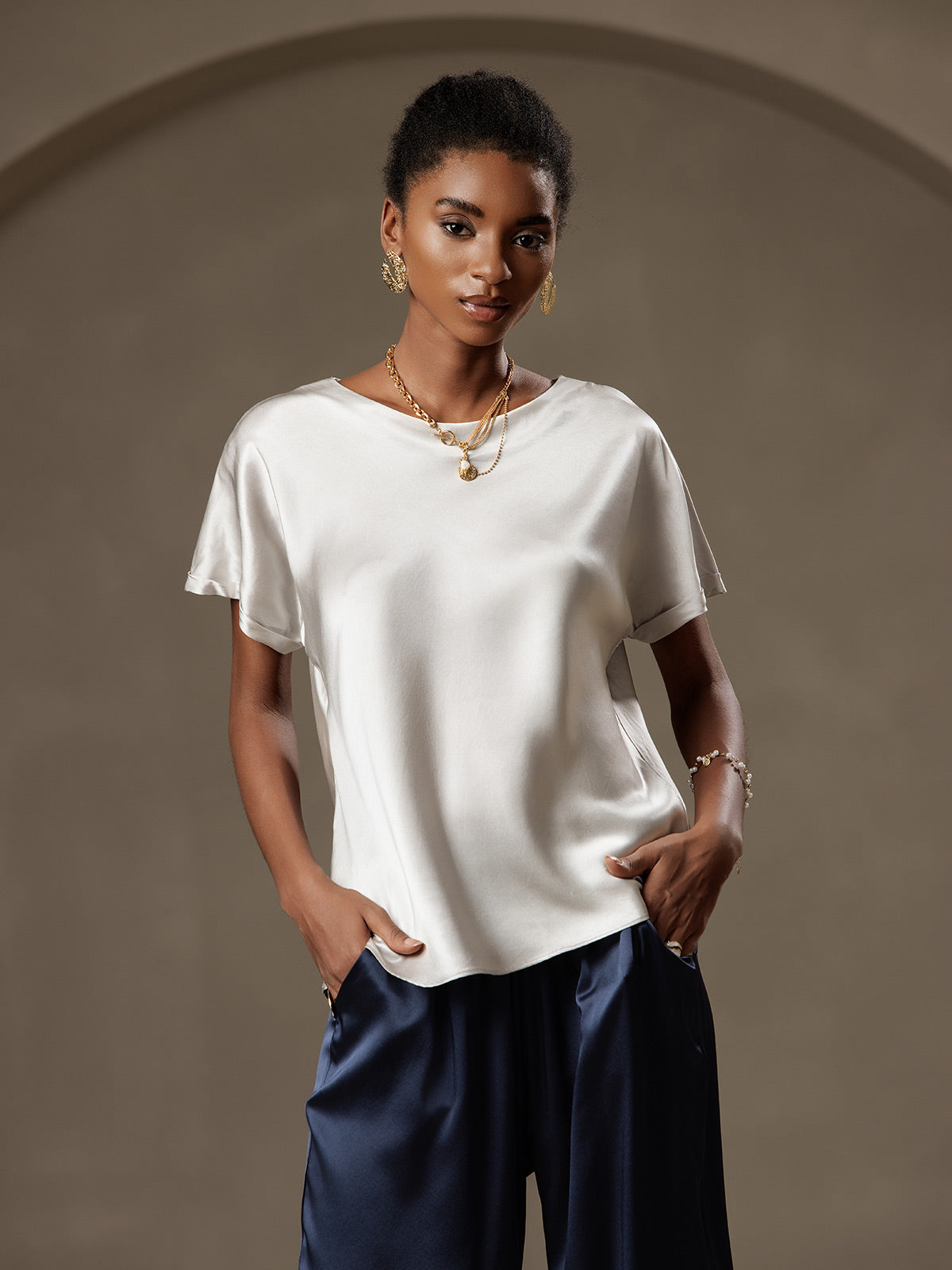[Vaalean Harmaa] SilkSilky-FI Short Sleeve Boat Neck Naisten T-paita 001