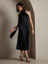 [Musta] SilkSilky-FI Sleeveless Tie Neck Mekko 001