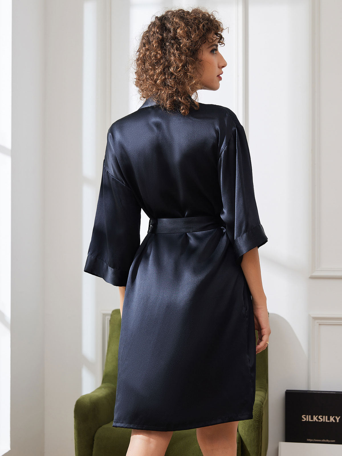 [Musta] SilkSilky-FI Womens Robe 002