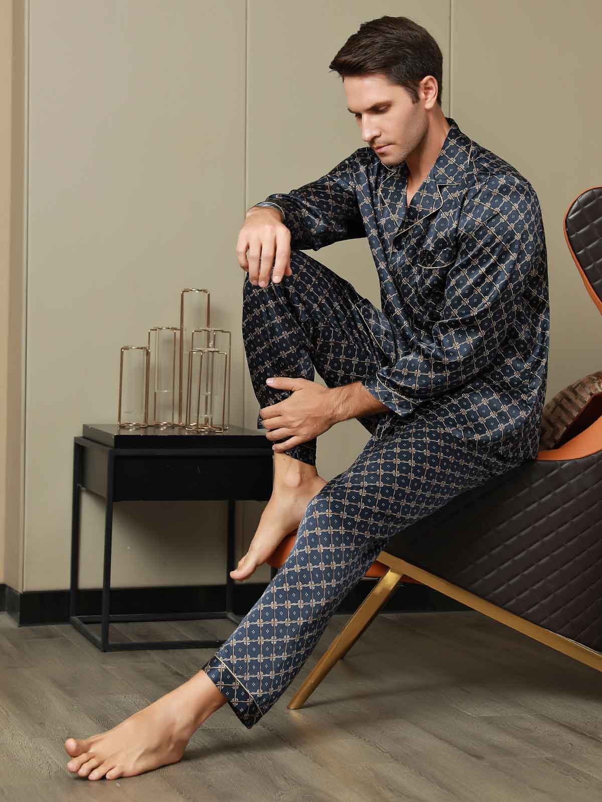 [Laivasto Ketju] SilkSilky-FI Mens Pajamas 006