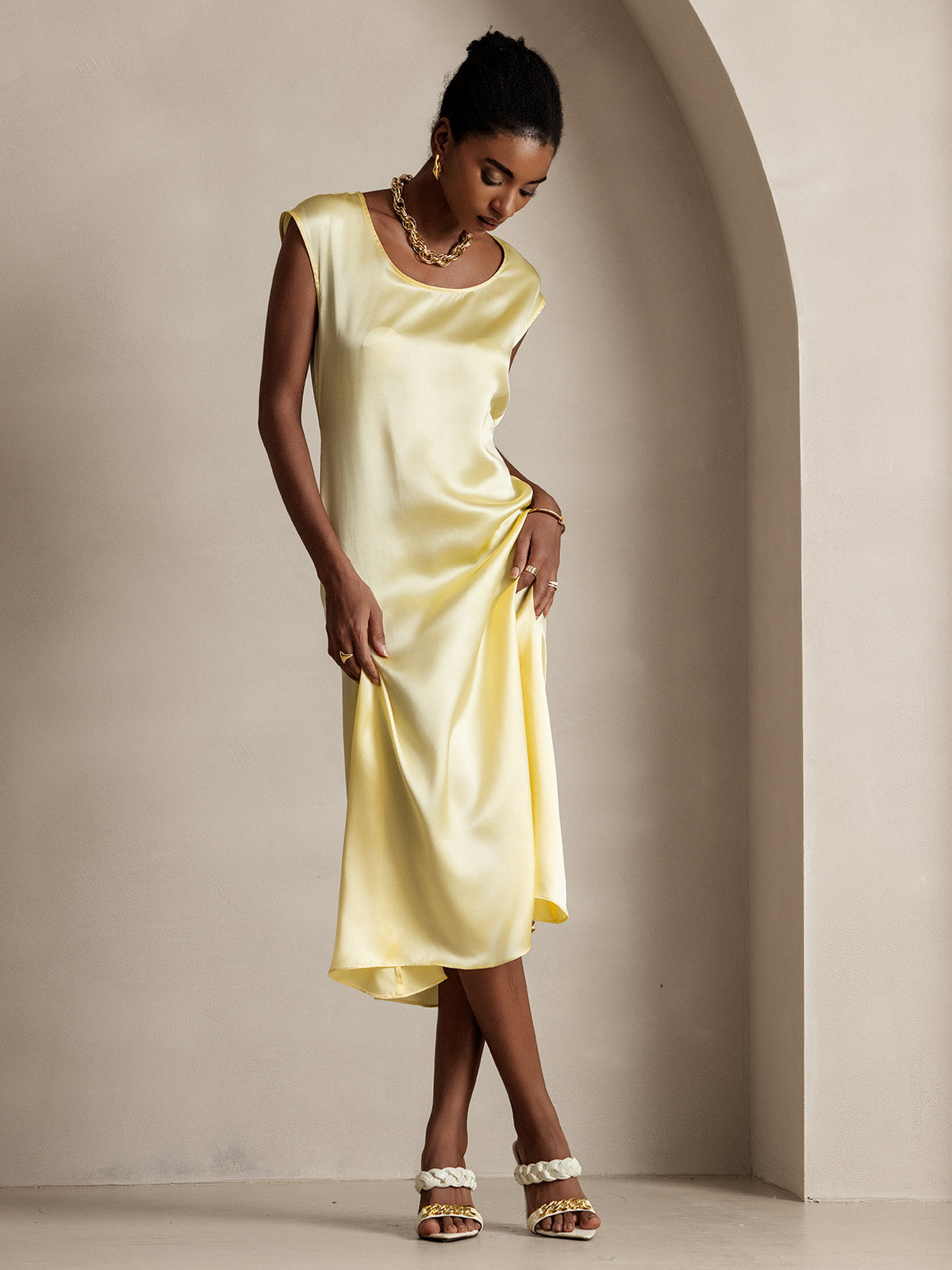 [Vaaleankeltainen] SilkSilky-FI 19Momme Dress 005