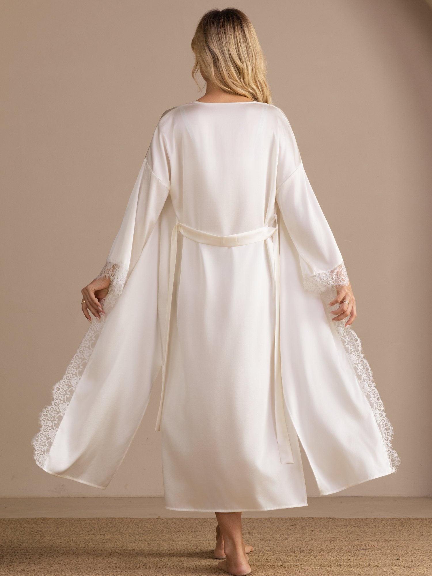 [Valkoinen] SilkSilky-FI 3/4 Sleeve Womens Robe 002