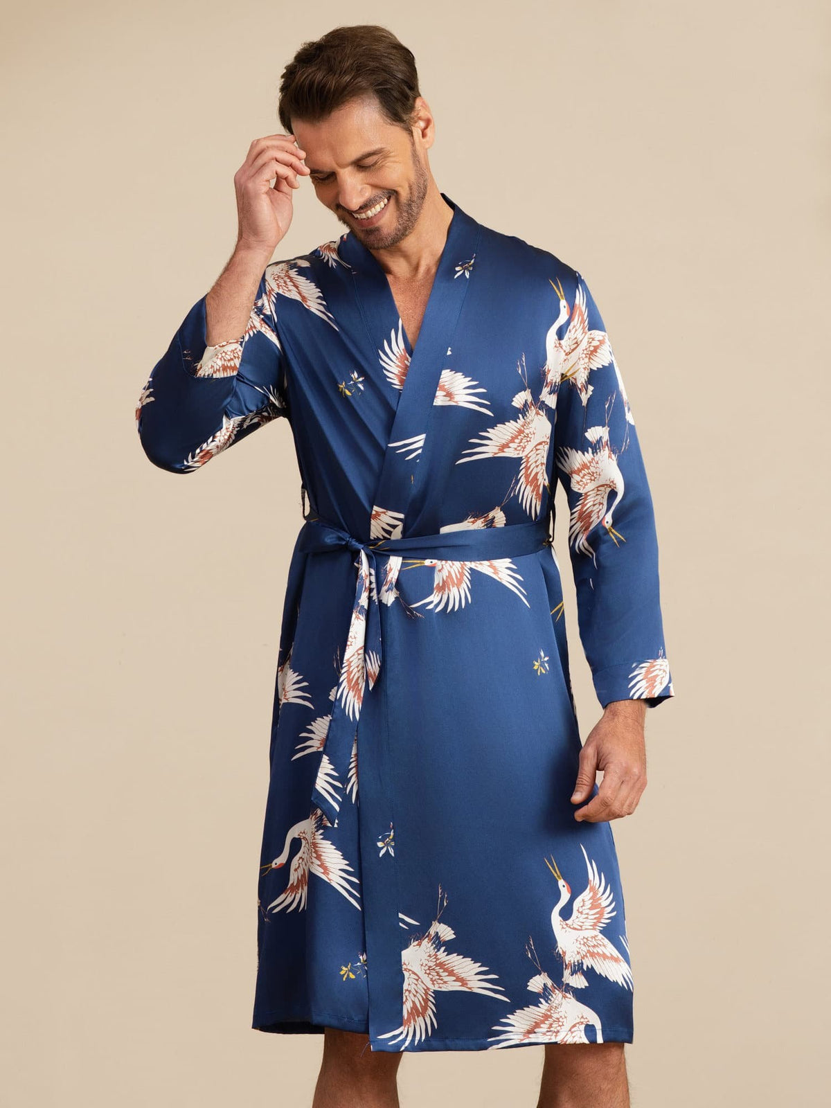 [Tummansininen] SilkSilky-FI 19Momme Mens Robe 002