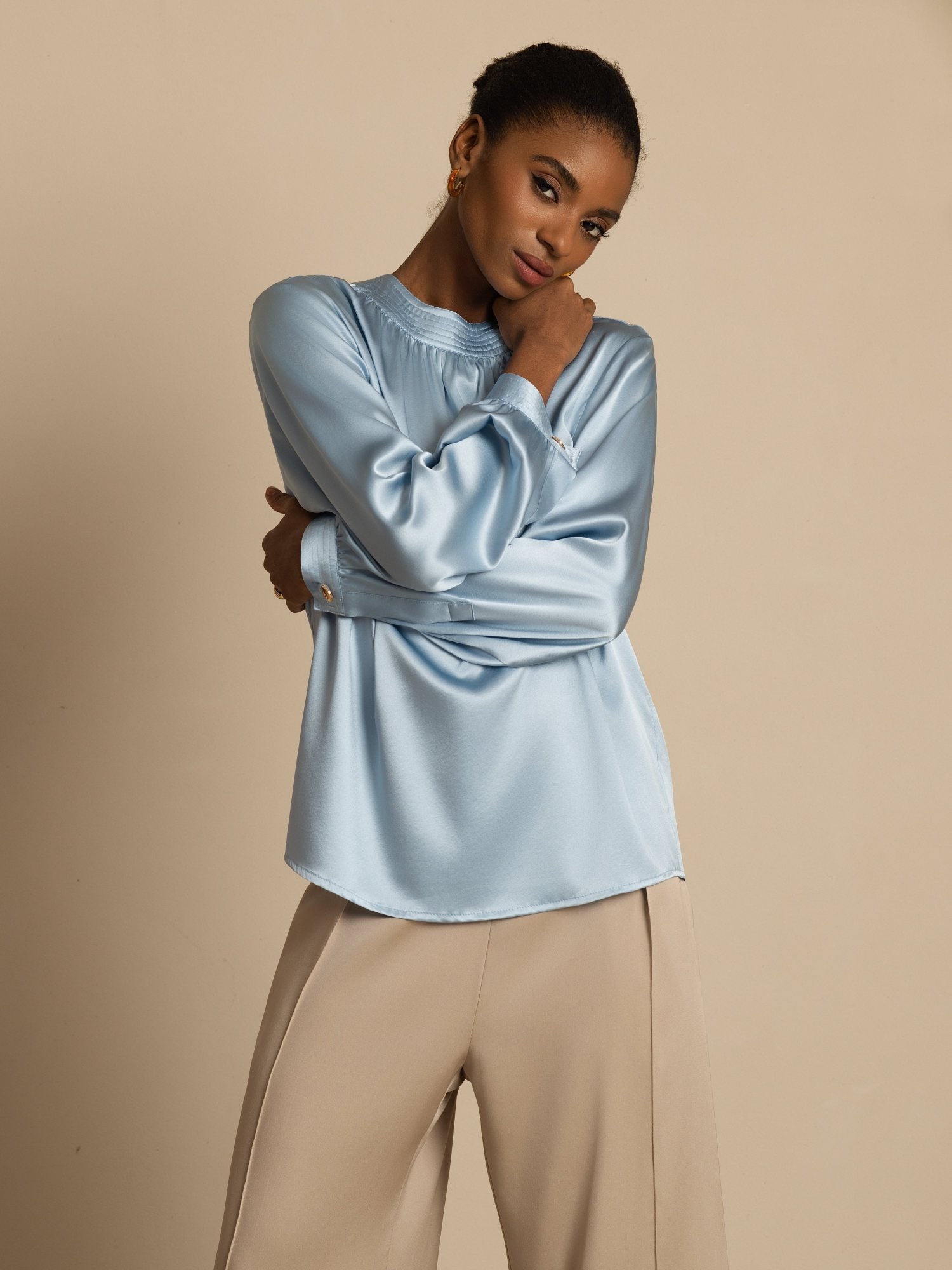 [Harmaansininen] SilkSilky-FI 19Momme Silkki Pitkähihainen Pyöreä Pääntie Pusero 005