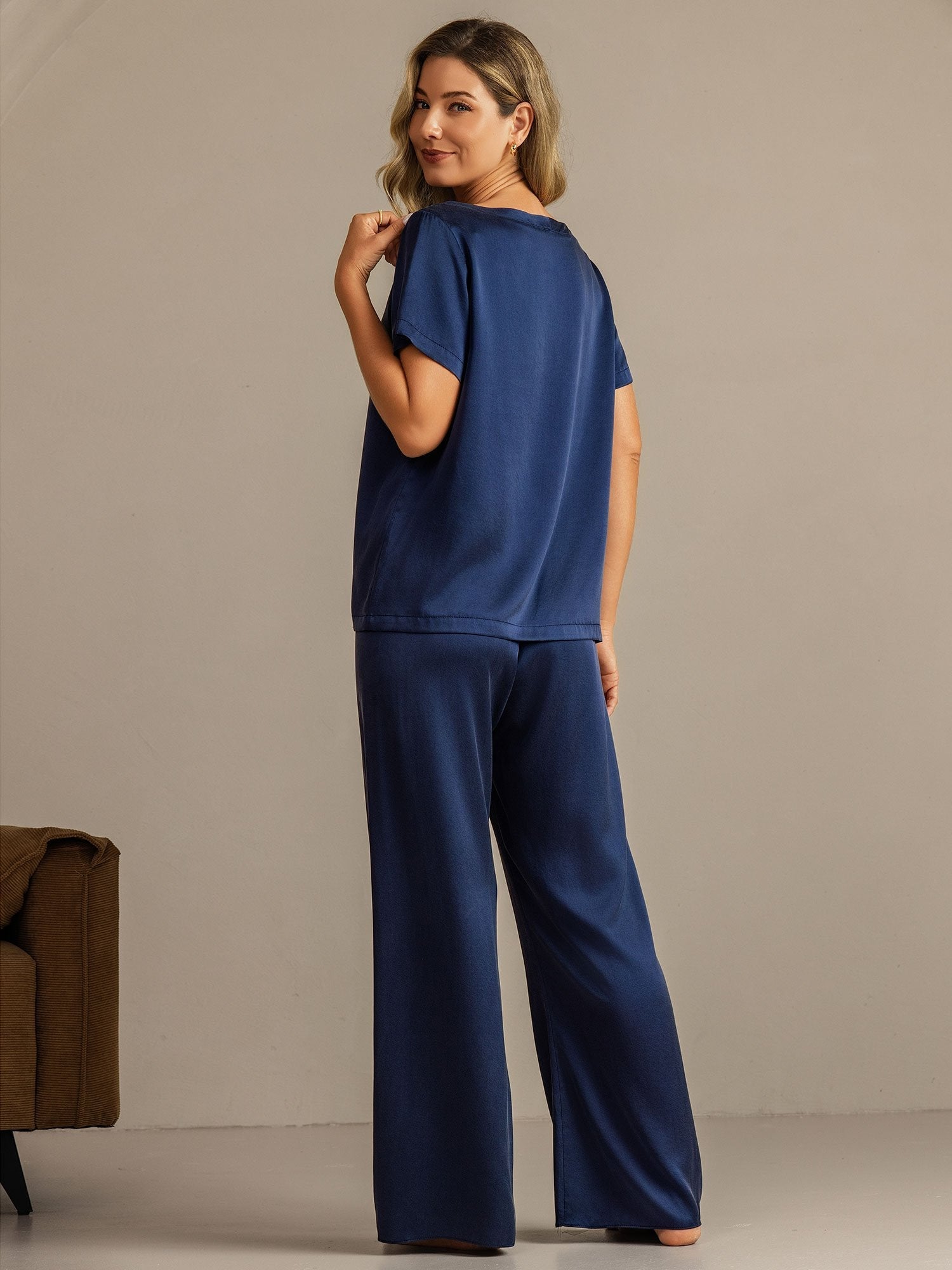 [Tummansininen] SilkSilky-FI 19Momme Womens Pajamas 002
