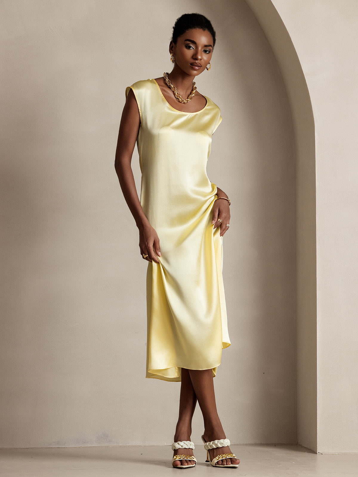 [Vaaleankeltainen] SilkSilky-FI 19Momme Dress 004