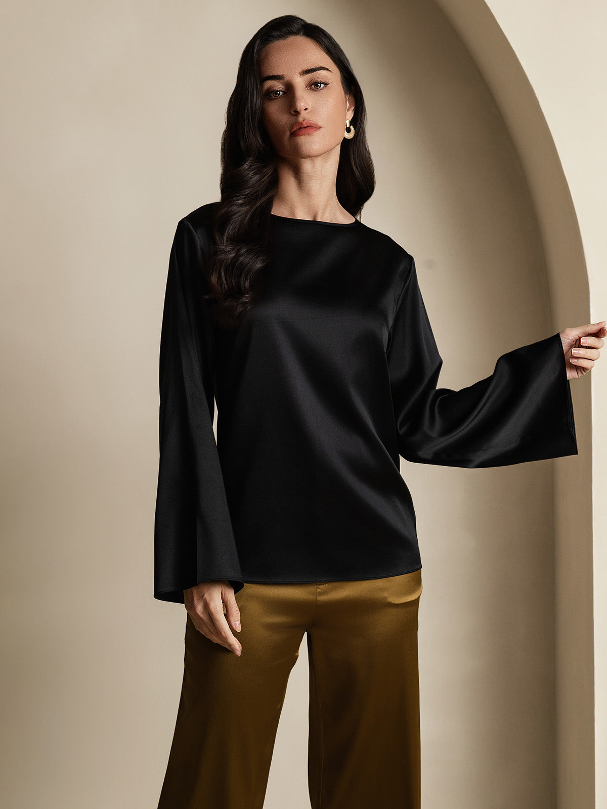 [Musta] SilkSilky-FI 19Momme Womens T-Shirt 001