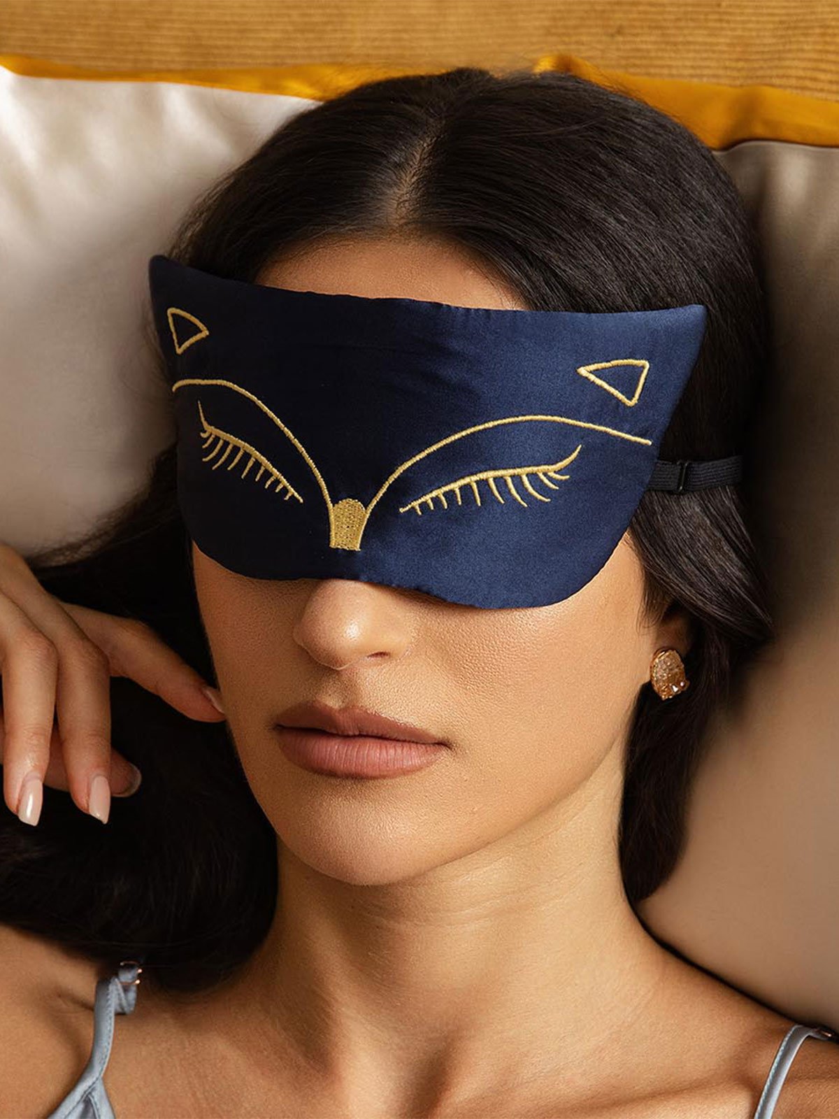 [Tummansininen] SilkSilky-FI Eye Mask 004