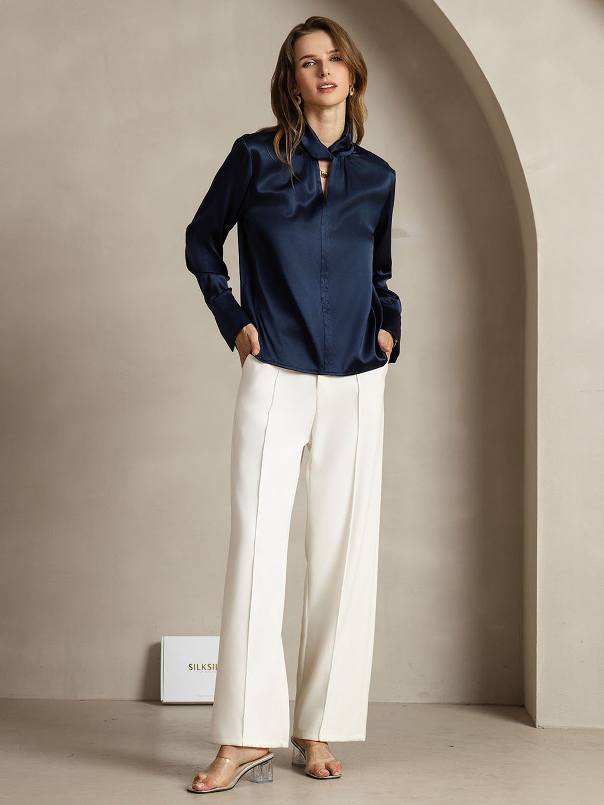 [Tummansininen] SilkSilky-FI 19Momme Womens Shirt 008