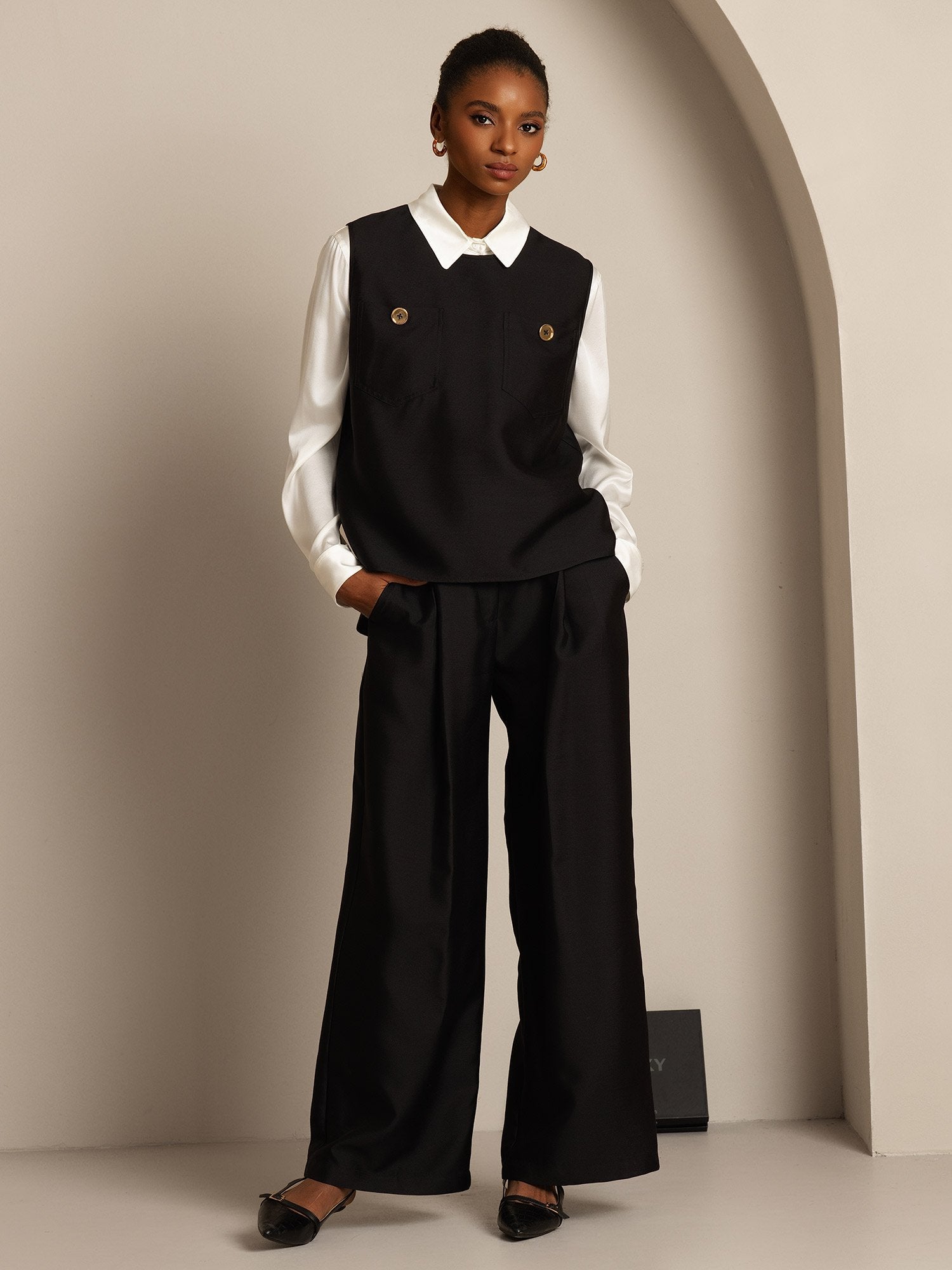 [Musta] SilkSilky-FI 32Momme Silk-Wool Blend Womens Vest 003,