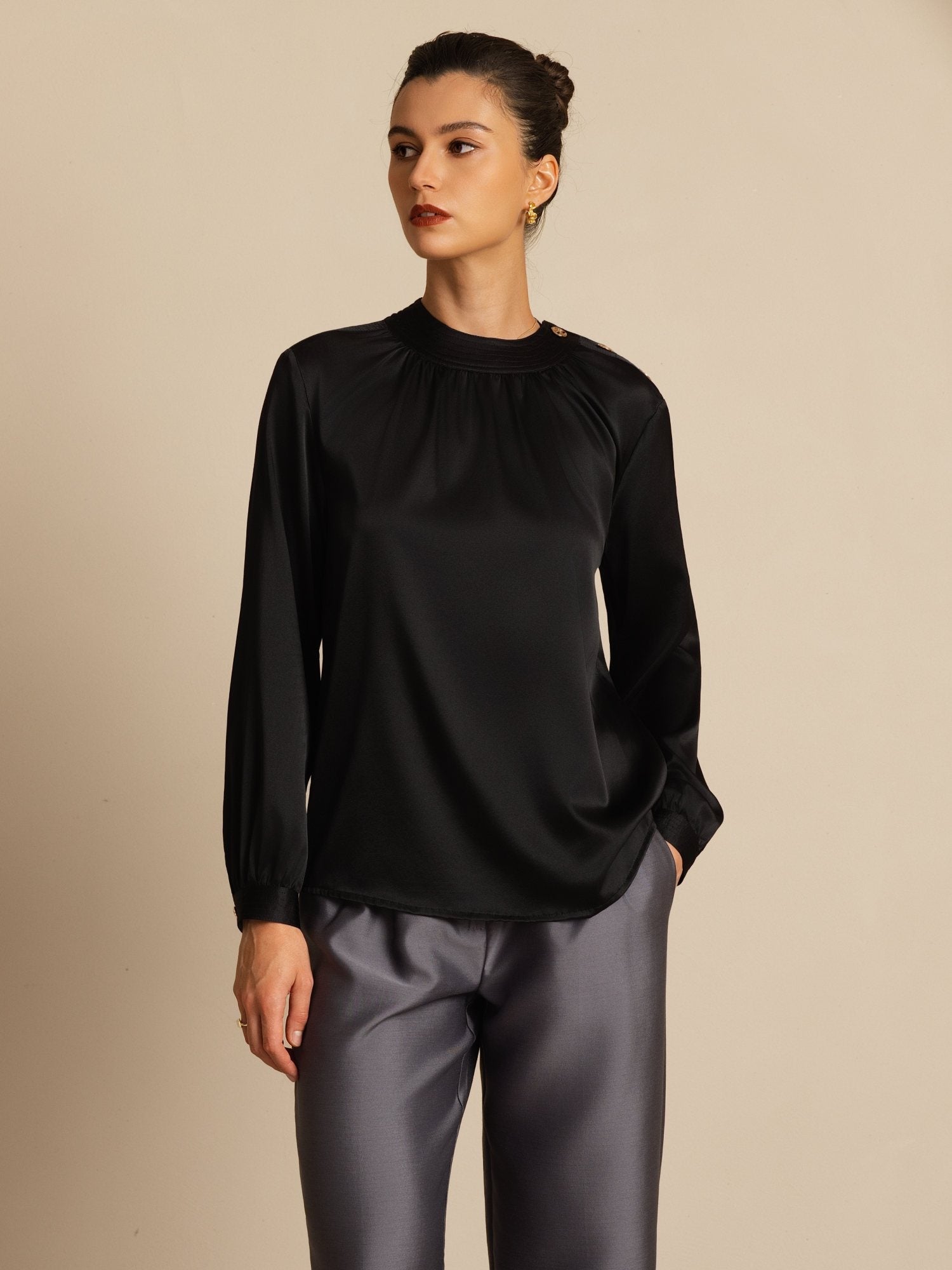 [Musta] SilkSilky-FI 19Momme Silkki Pitkähihainen Pyöreä Pääntie Pusero 004