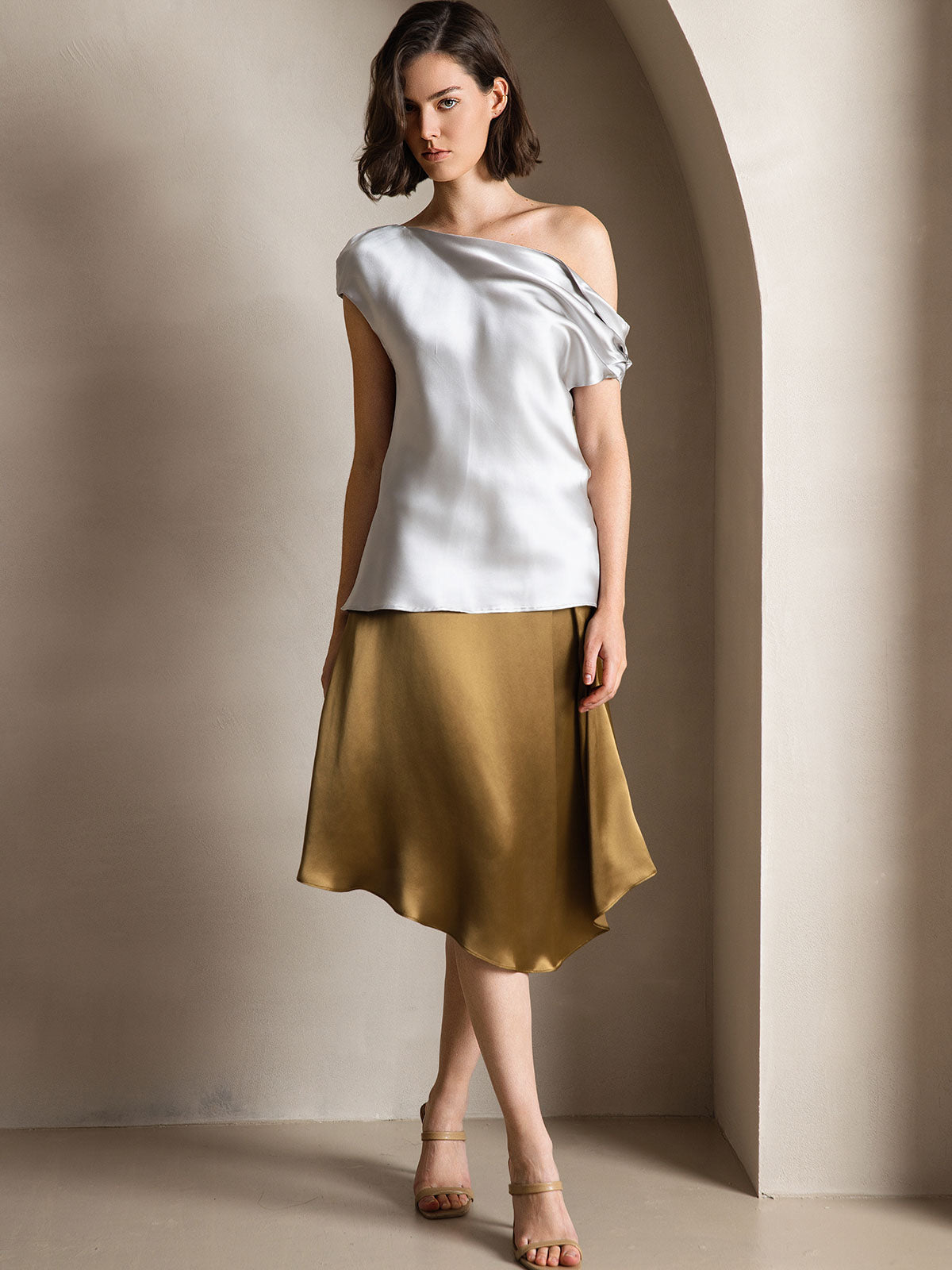 [Vaalean Harmaa] SilkSilky-FI 19Momme Womens T-Shirt 004
