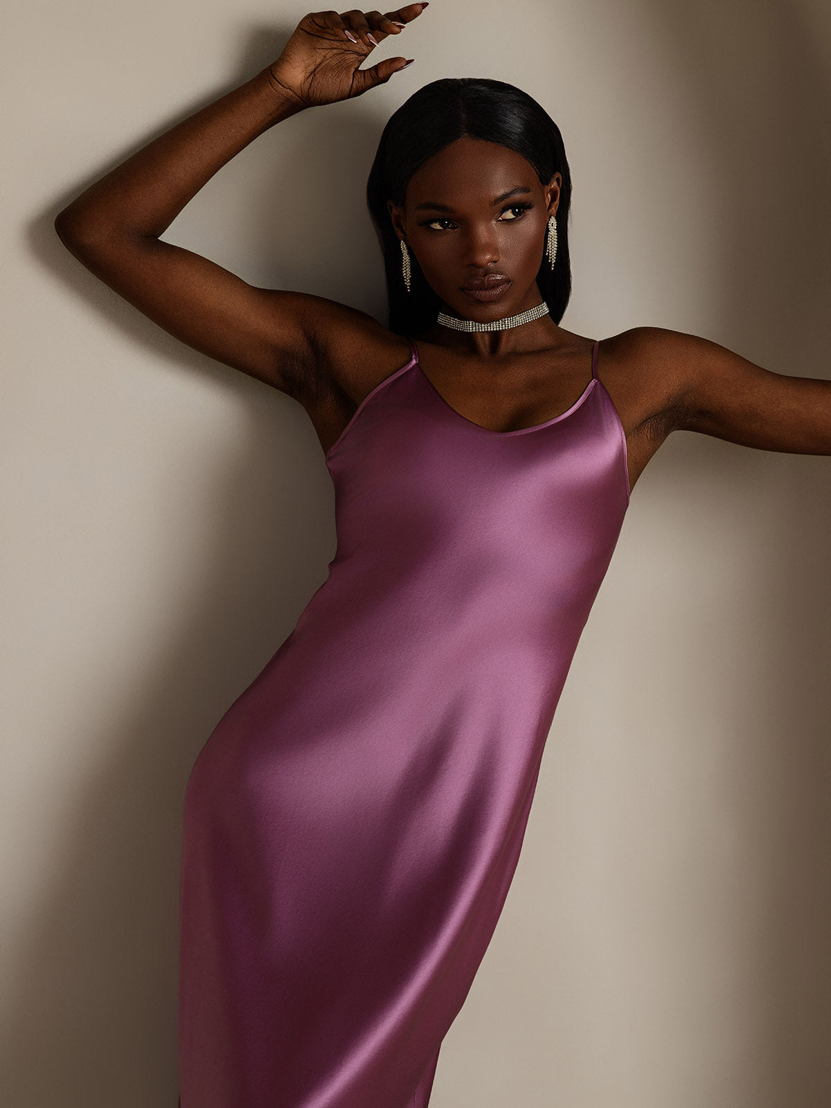 [Tumma Violetti] SilkSilky-FI Pure Silk Sleeveless Round Neck Yöpaita 008