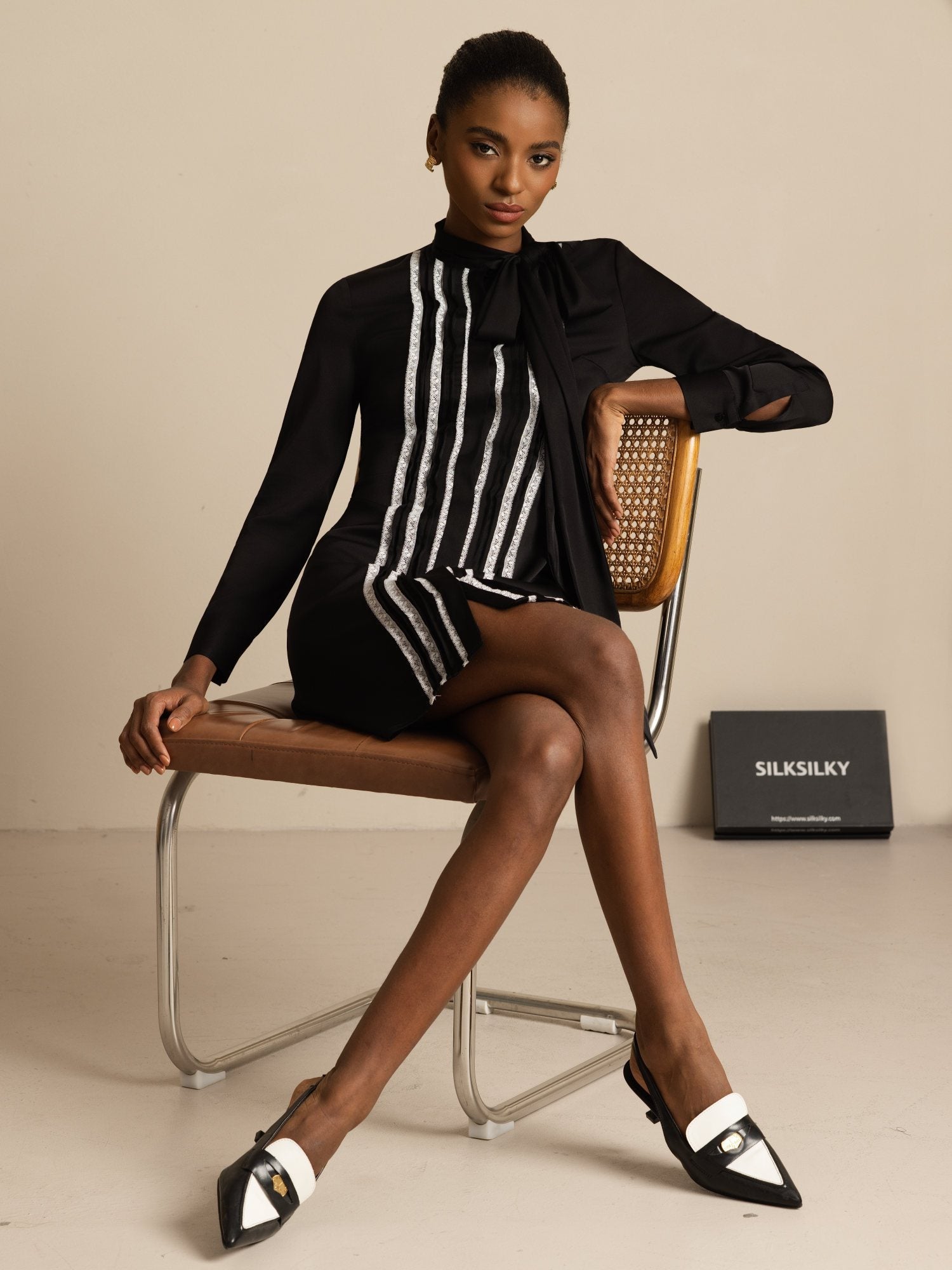 [Musta] SilkSilky-FI 19Momme Silkki Pitkähihainen Solmukaulus Mekko 007