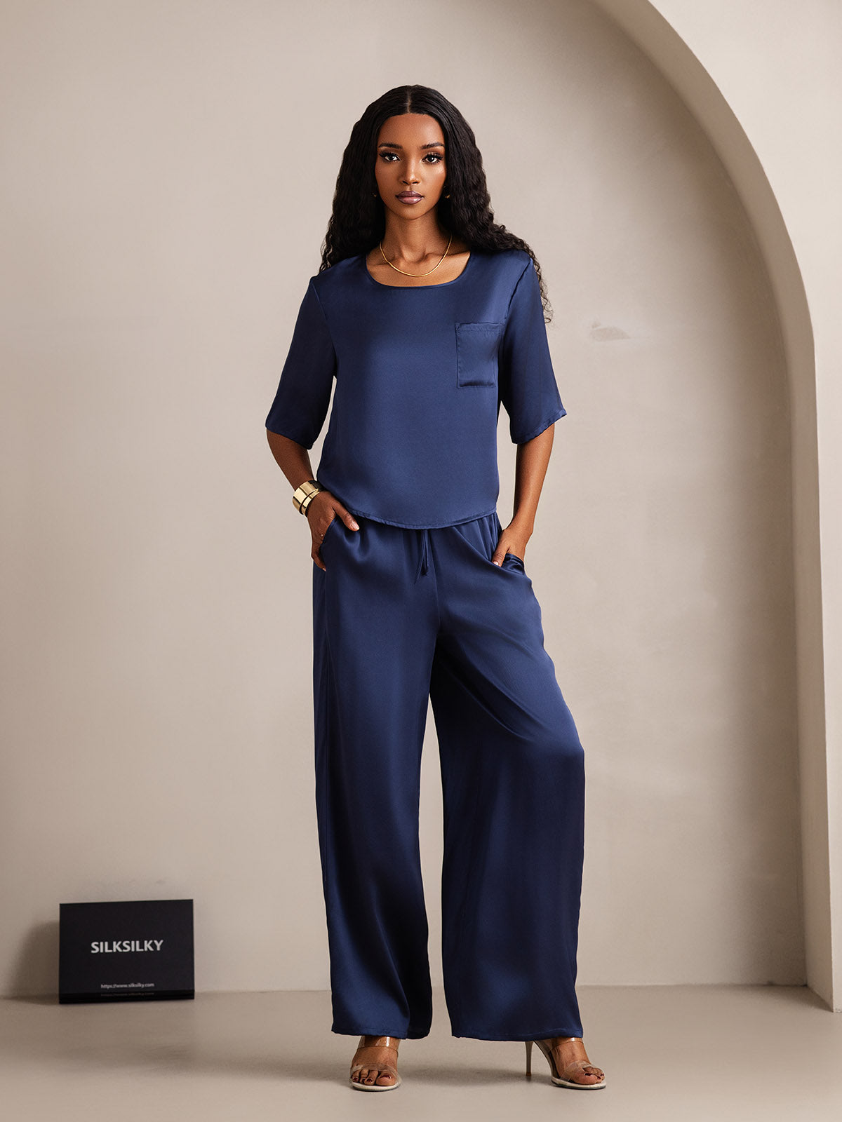 [Tummansininen] SilkSilky-FI Womens Pajamas 001