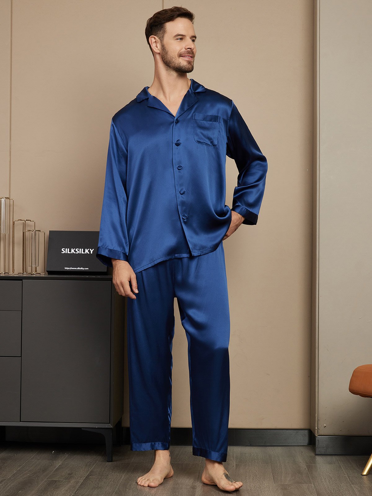 [Tummansininen] SilkSilky-FI Mens Pajamas 005